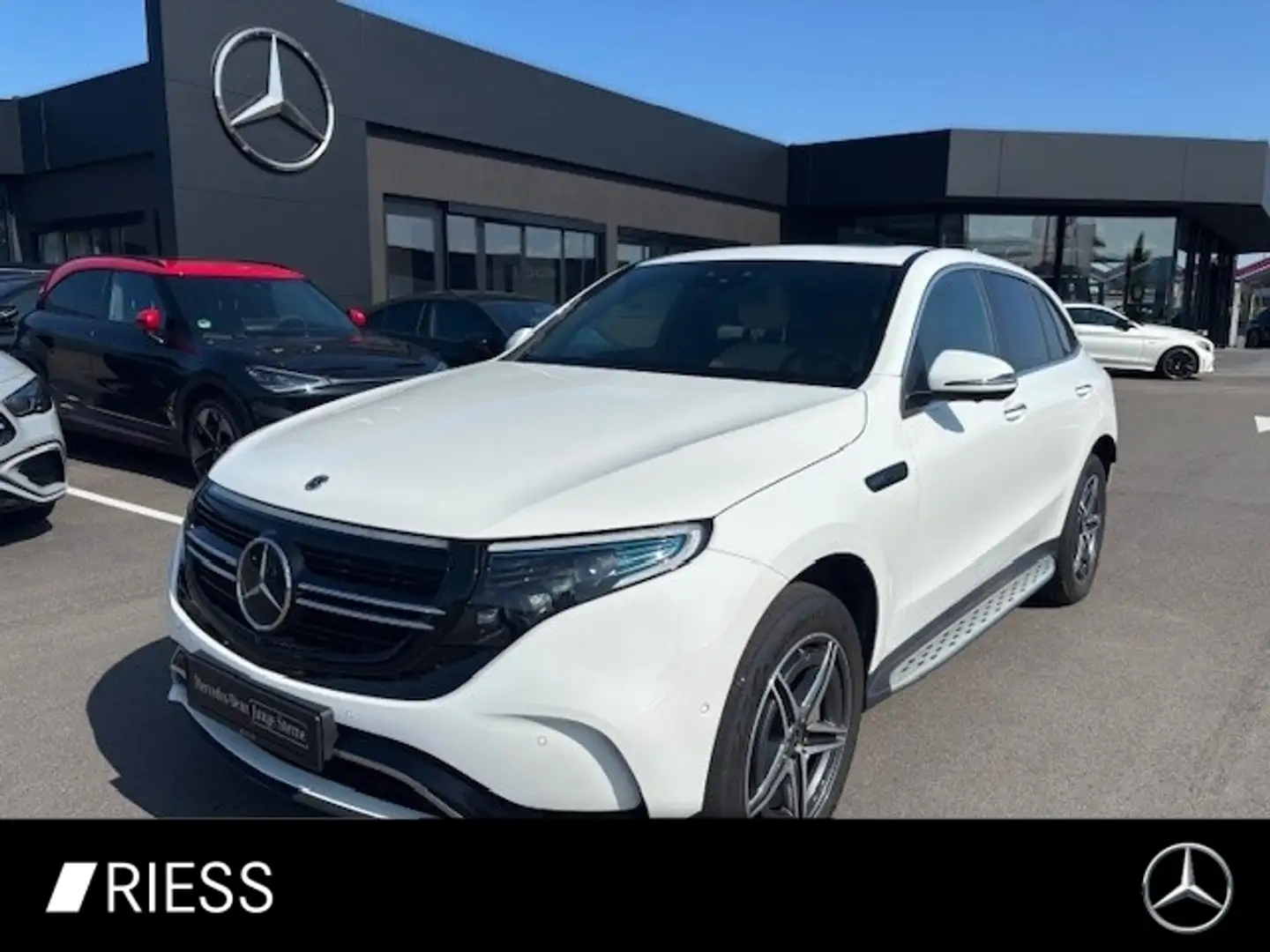 Mercedes-Benz EQC 400 4M AMG Sport Distr AHK Schiebe HUD 360 Bianco - 1
