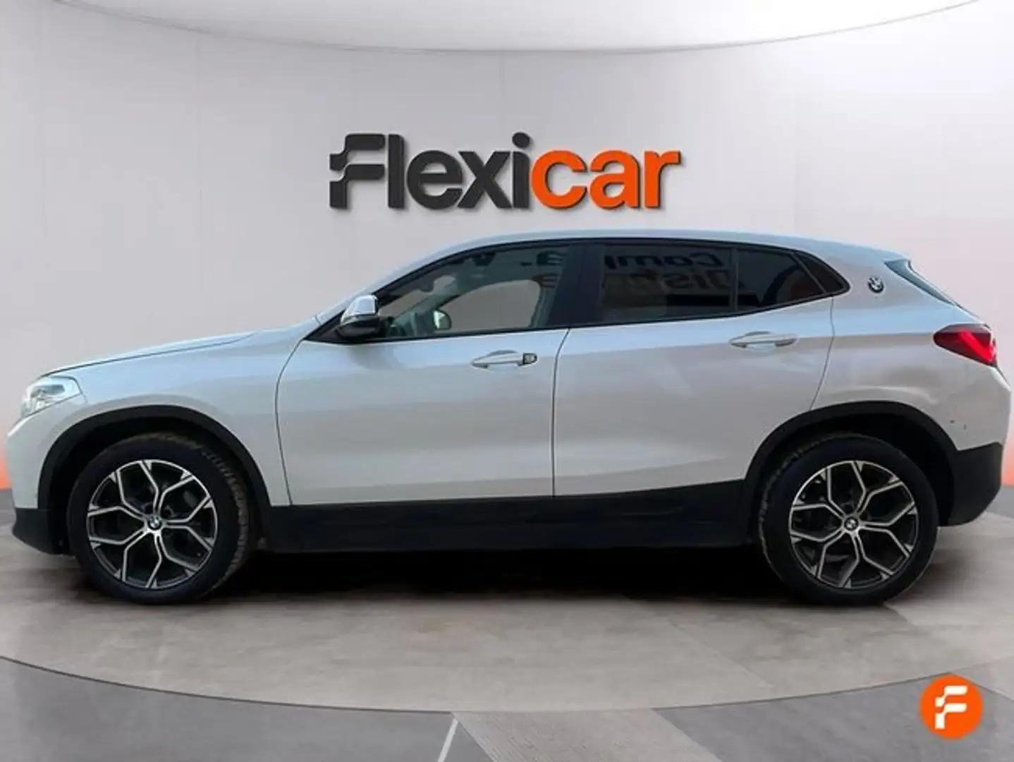 BMW X2 sDrive 18iA Blanco - 2