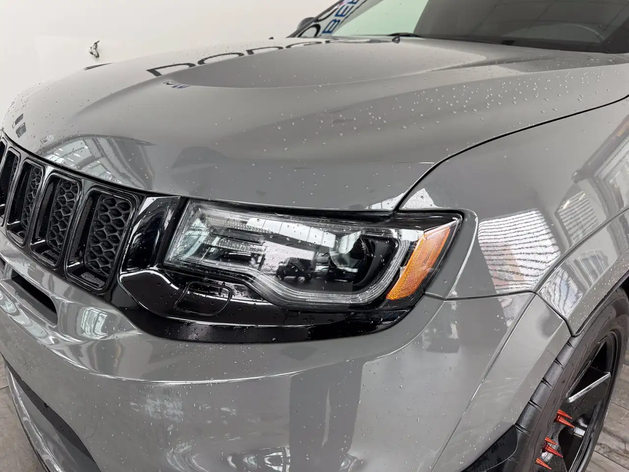 Jeep Grand Cherokee снимка Jeep Grand Cherokee