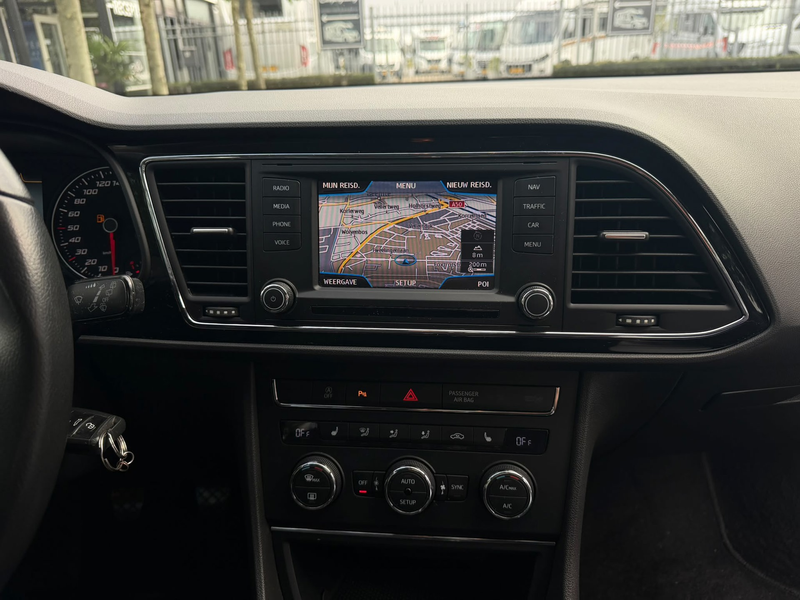 SEAT Leon 1.2 TSI Style NAVI, CLIMA, CRUISE CONTROL — photo 5