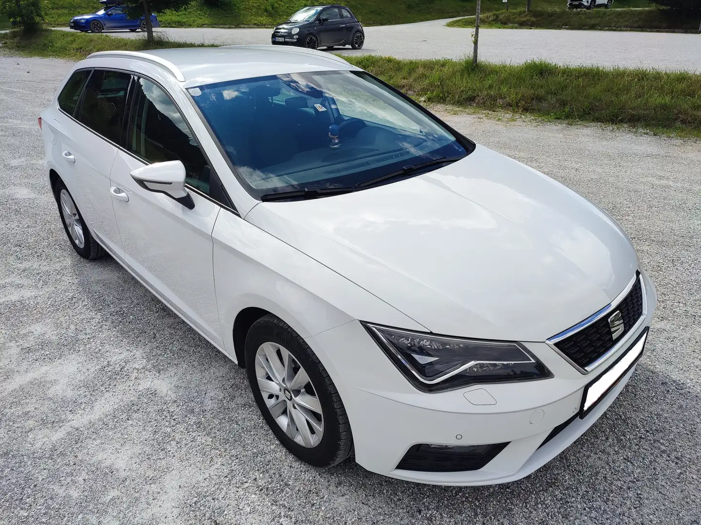 SEAT Leon Leon ST Style 1,6 TDI DSG Start-Stopp Style Weiß - 1