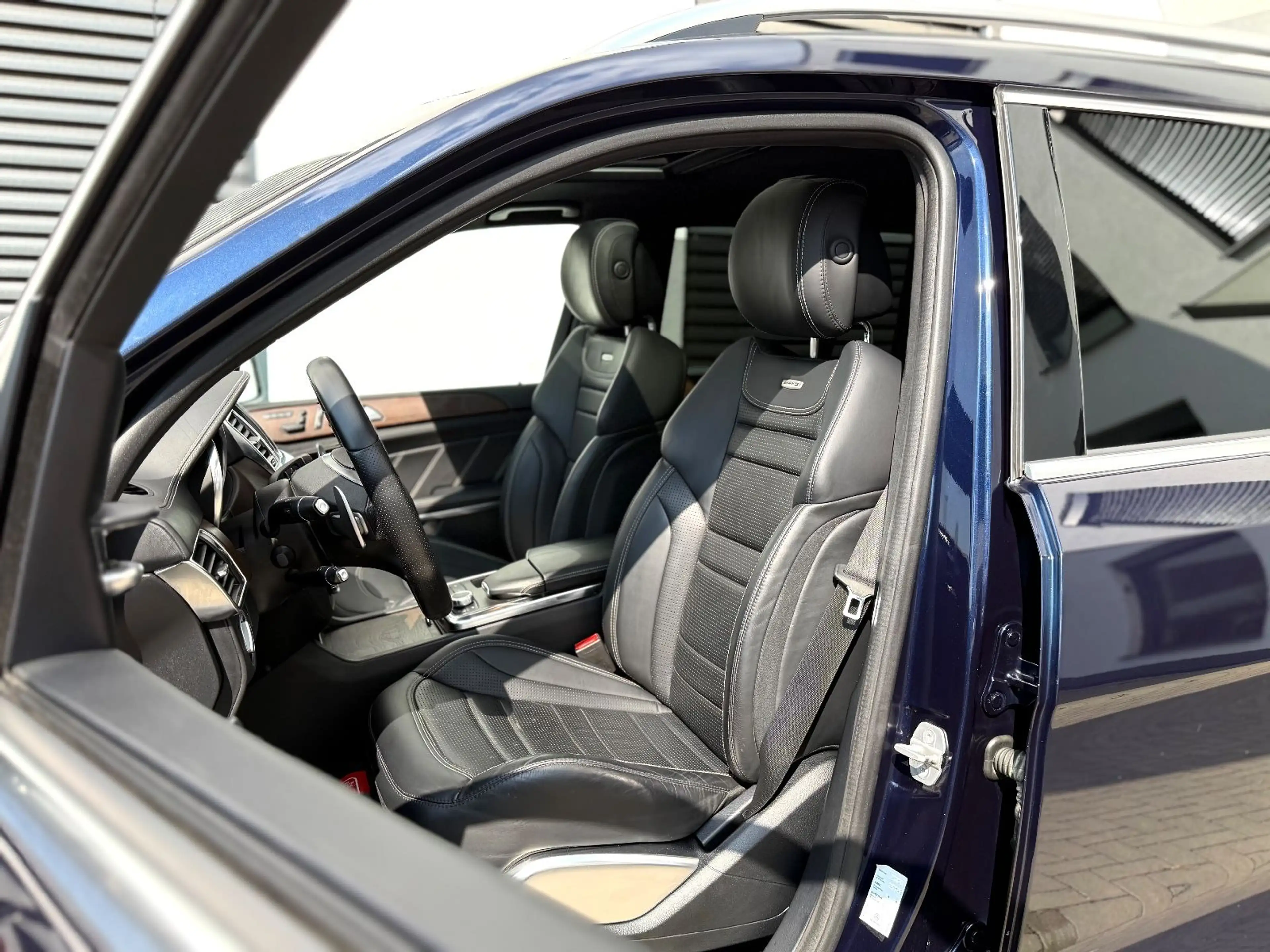 Mercedes-Benz GL 63 AMG 4M MASSAGE 360° AHK KEYLESS-GO 7-SITZE — photo 8