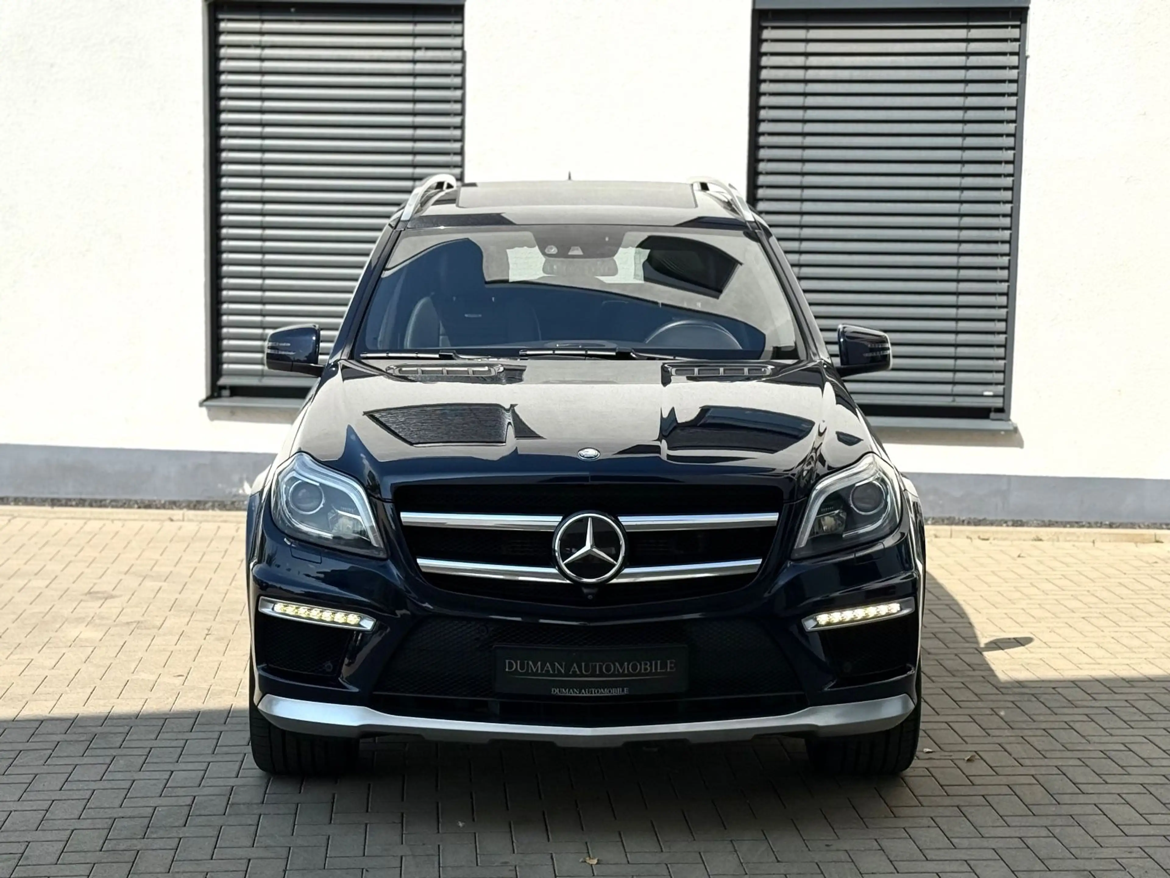Mercedes-Benz GL 63 AMG 4M MASSAGE 360° AHK KEYLESS-GO 7-SITZE — photo 2