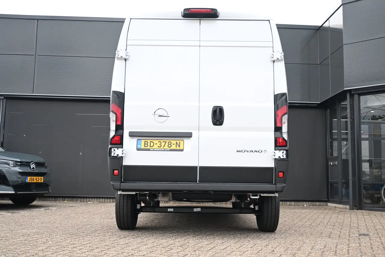 Opel Movano-e 2026