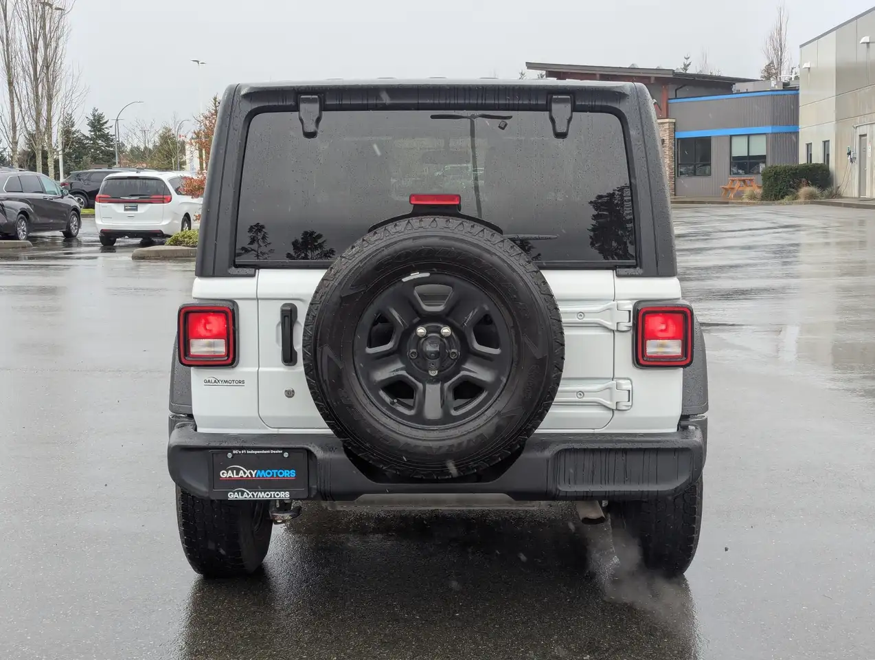 Jeep Wrangler снимка Jeep Wrangler
