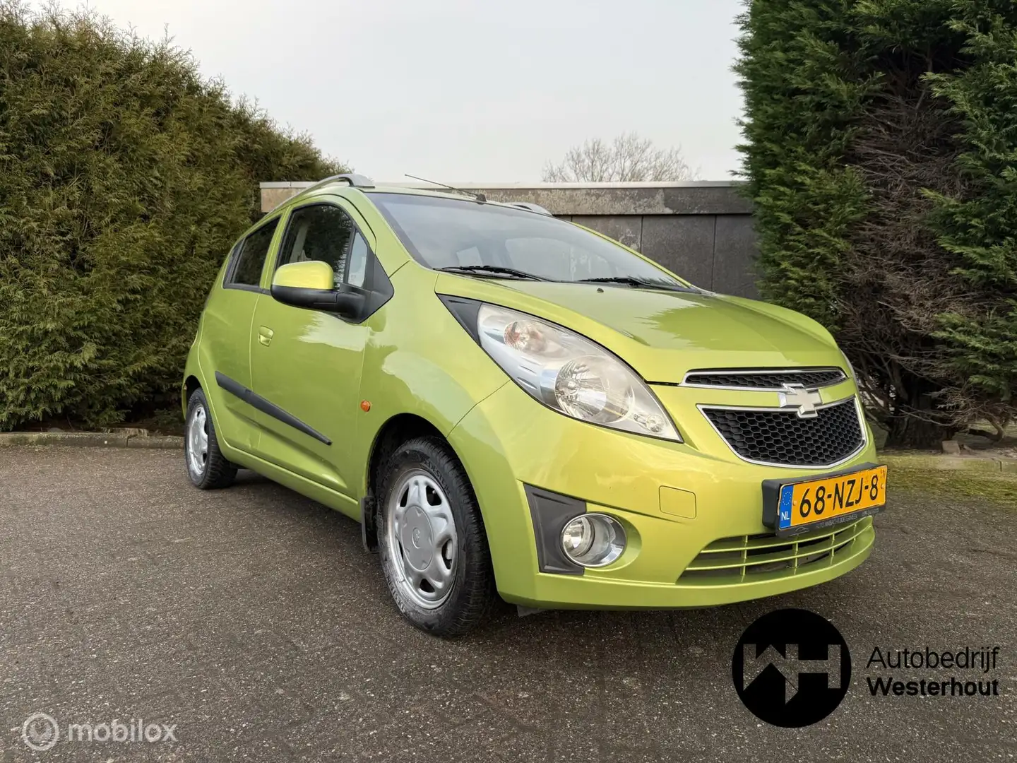 Chevrolet Spark 1.0 16V Bi-Fuel Airco Nieuwe APk NAP LPG Groen - 1