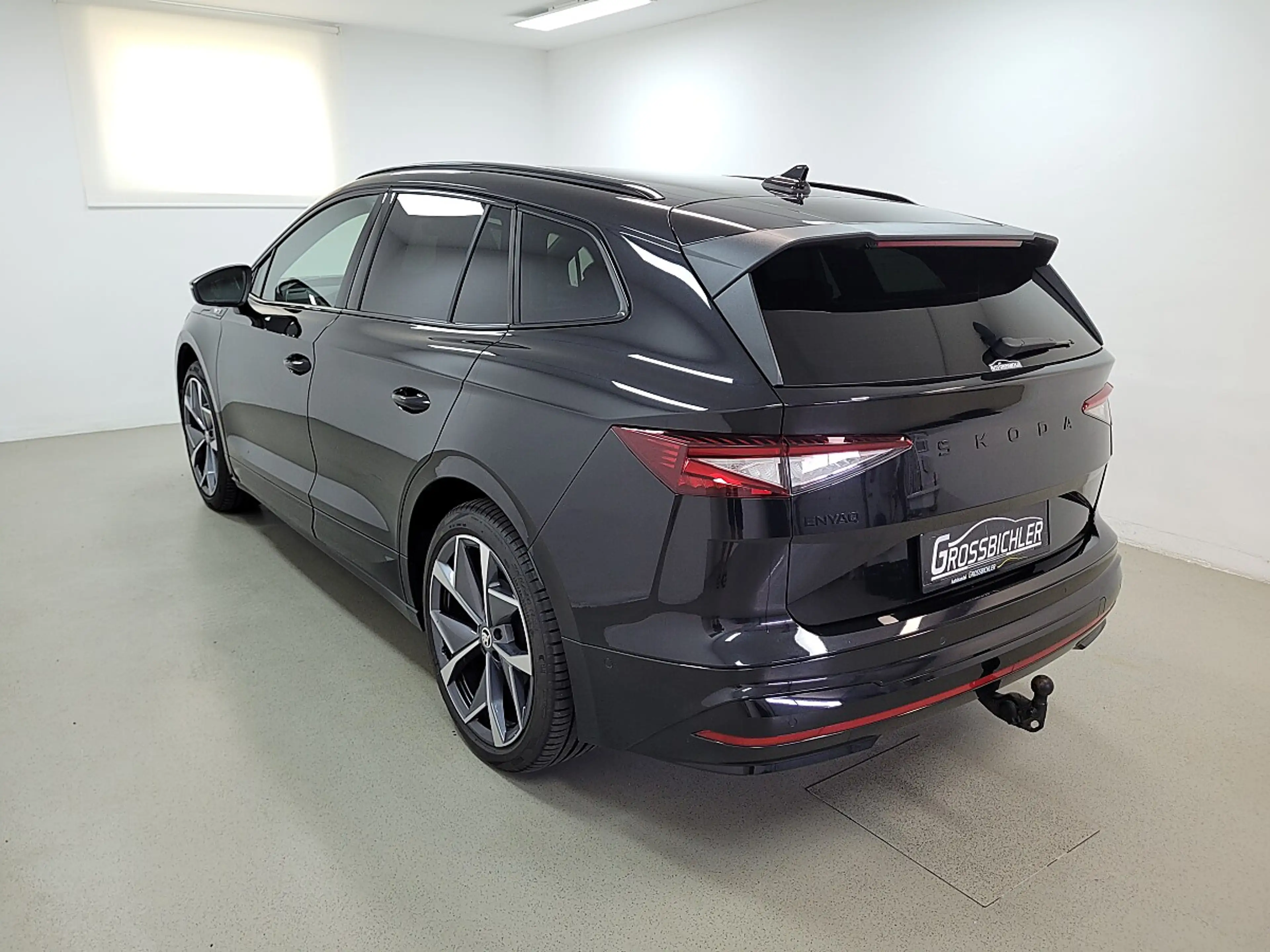 Skoda Enyaq RS RS Lounge 4x4,AHK, Headup, Wärmep, MatrixLED... — photo 2