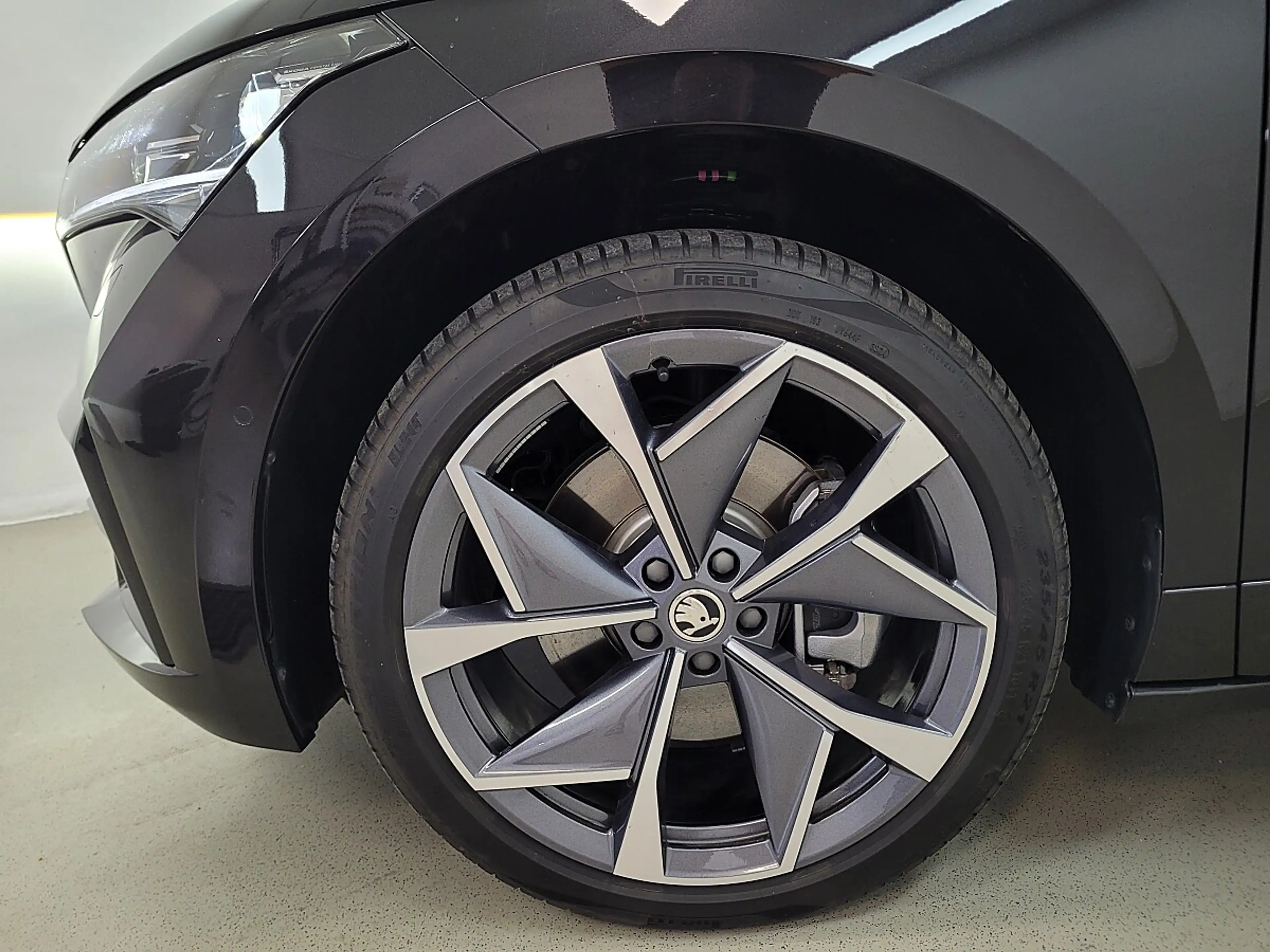 Skoda Enyaq RS RS Lounge 4x4,AHK, Headup, Wärmep, MatrixLED... — photo 5