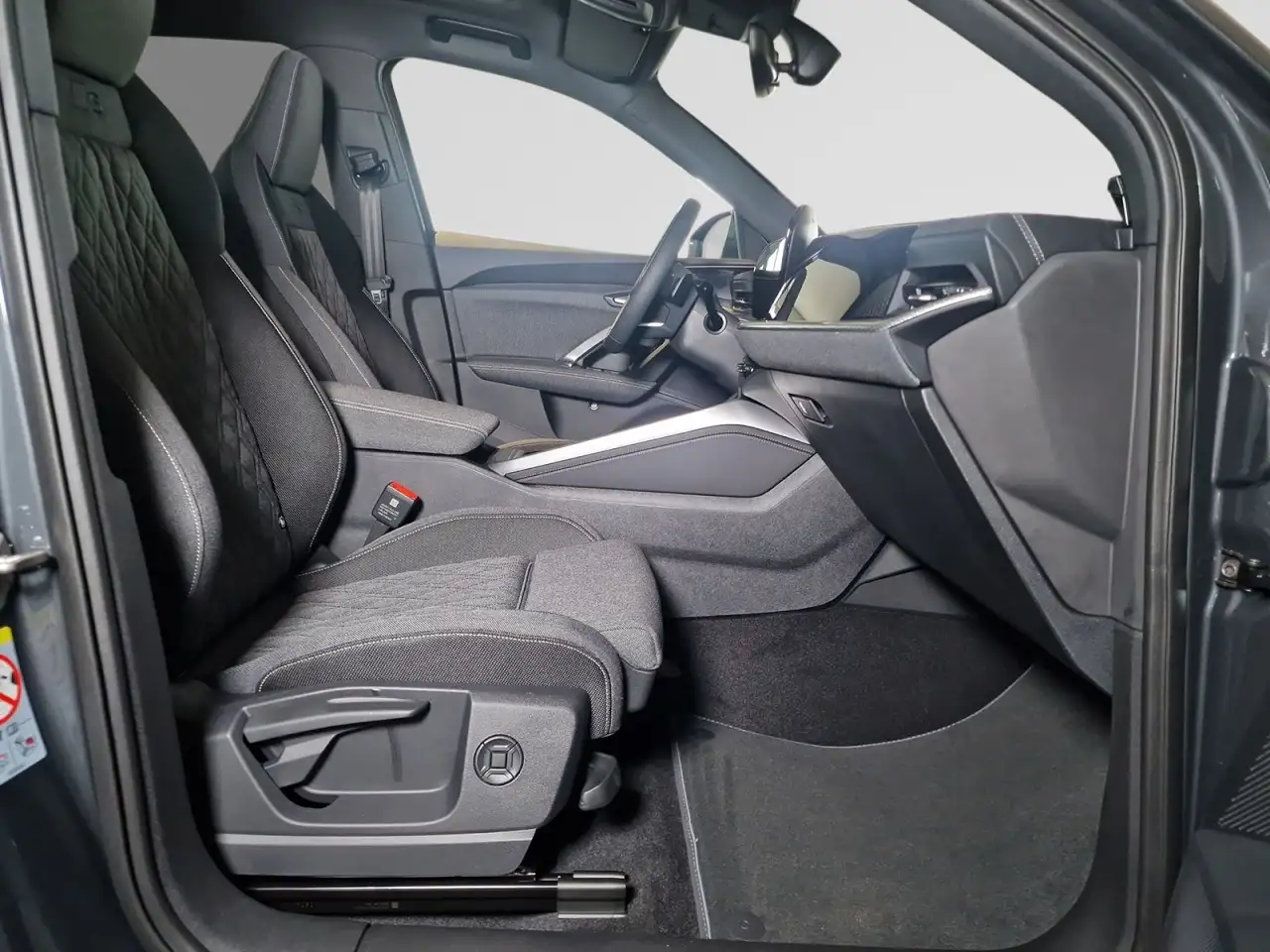 Audi Q5 TDI quattro S-line Navi-High Parkassistent+ Klima 9