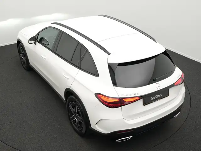 Mercedes-Benz 300 view 13