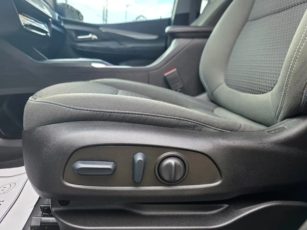 Chevrolet Bolt снимка Chevrolet Bolt
