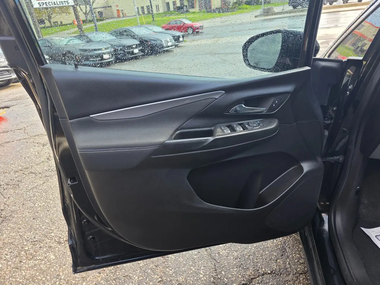 Chevrolet Bolt снимка Chevrolet Bolt