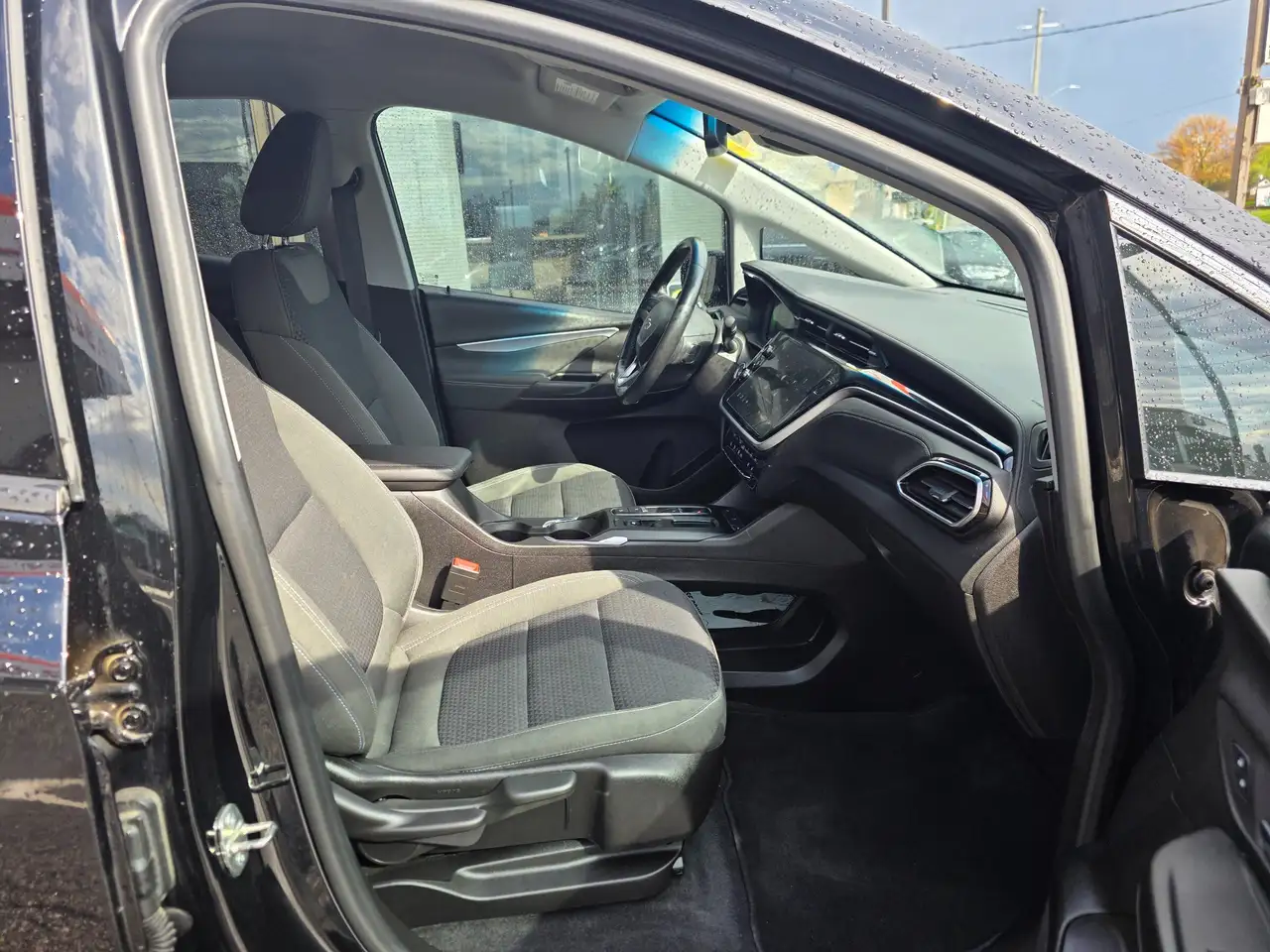 Chevrolet Bolt снимка Chevrolet Bolt