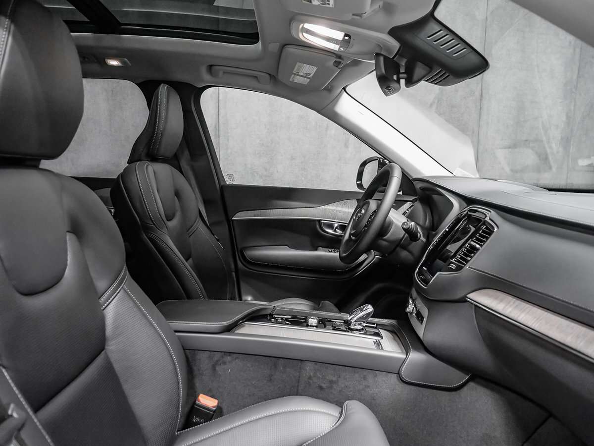 2023 Volvo XC90 B6 ULTIMATE DARK thumb 22