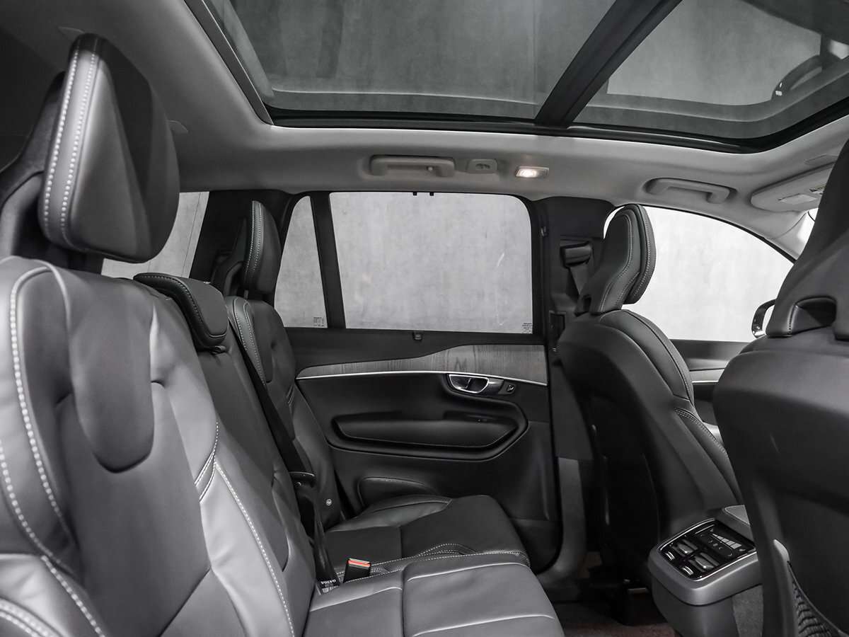 2023 Volvo XC90 B6 ULTIMATE DARK thumb 23