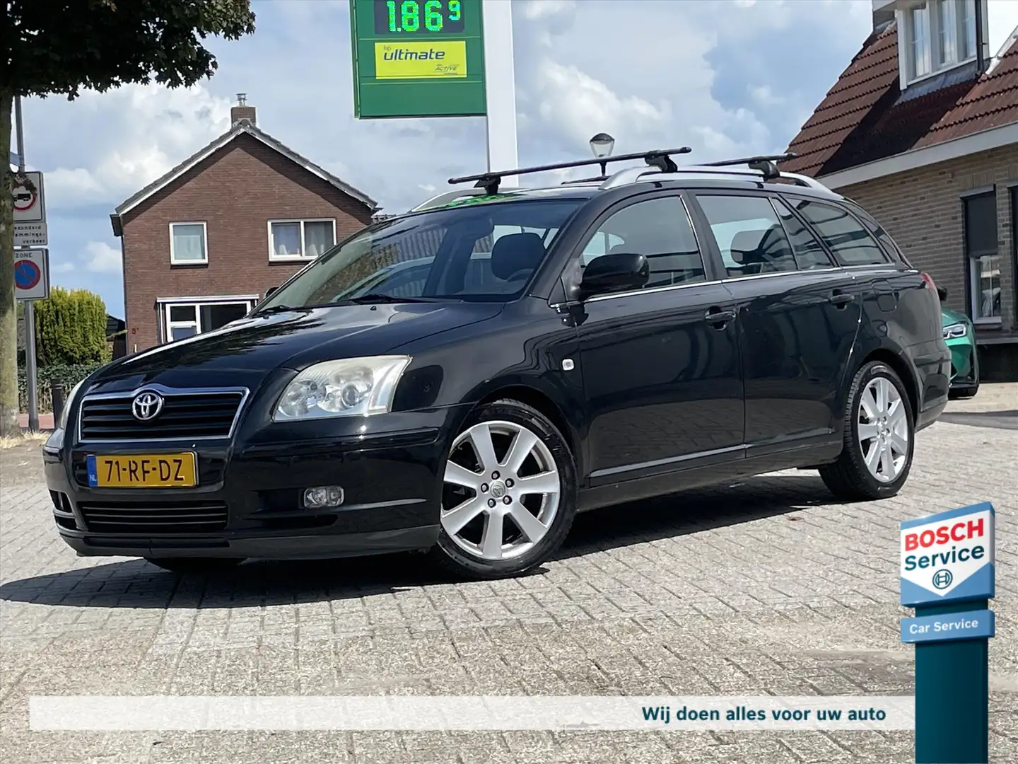 Toyota Avensis 2.0 VVTI Linea Luna / Org NL / Leder / Stoelverwar Zwart - 1