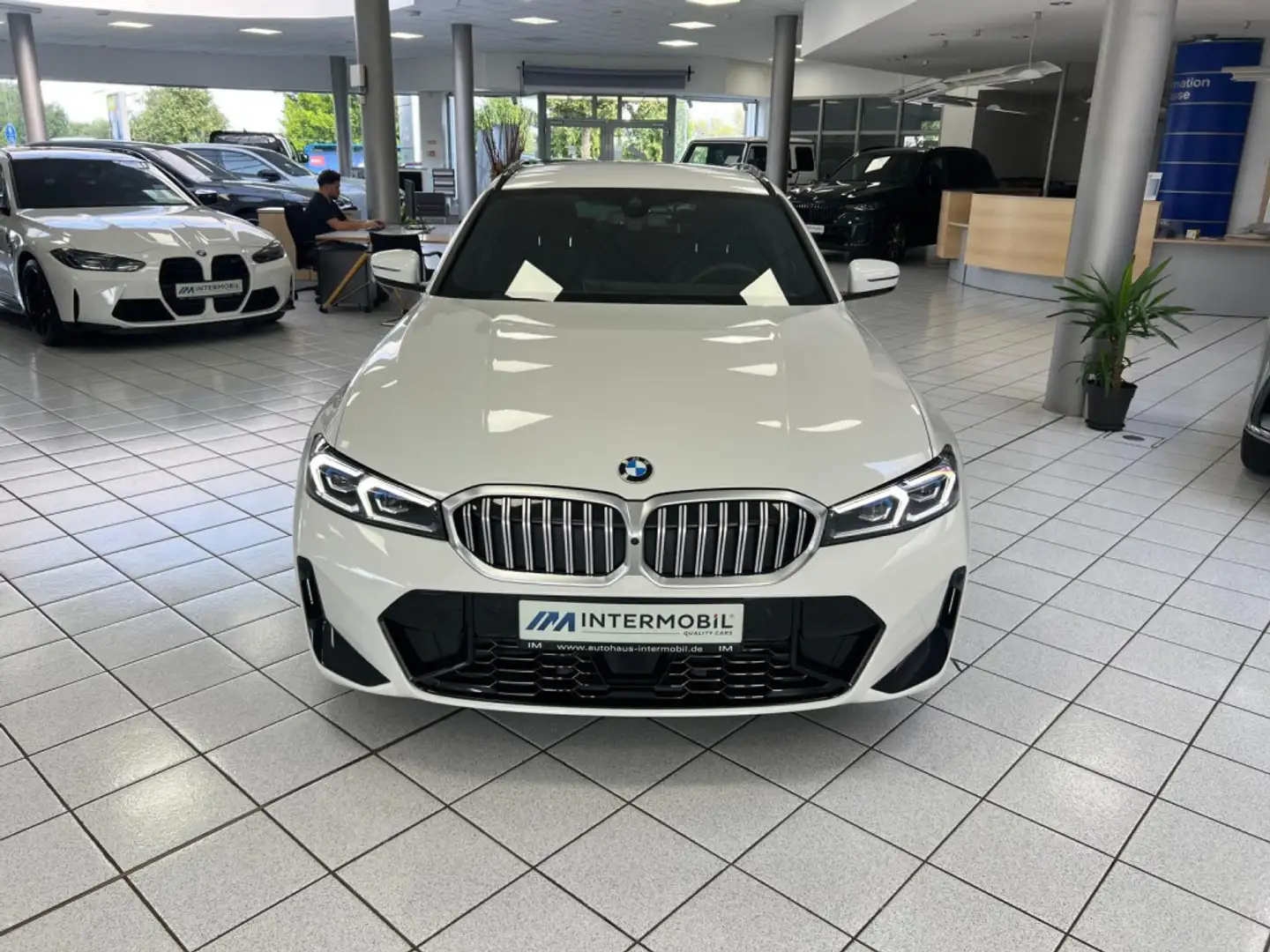 BMW 330 i xDrive M-Sport HUD*ACC*LED*KEYL*SHADOW*360 Blanco - 2