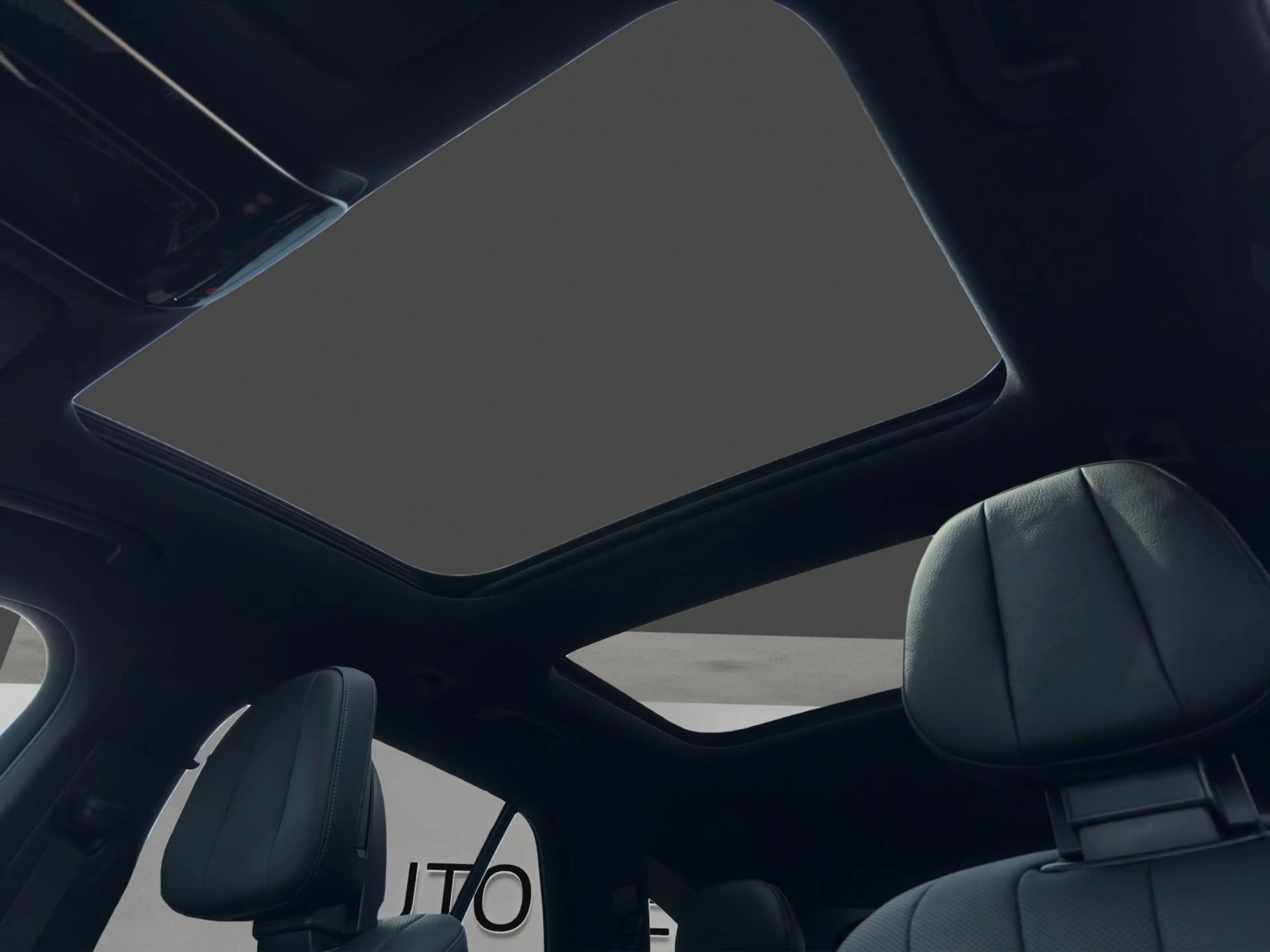 Mercedes-Benz E 450 d 4M AMG Head Up Airm Distr Digi Burm AHK — photo 14