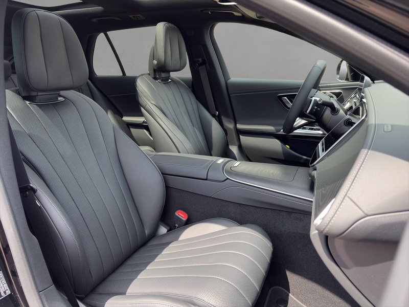 Mercedes-Benz E 450 d 4M AMG Head Up Airm Distr Digi Burm AHK — photo 7