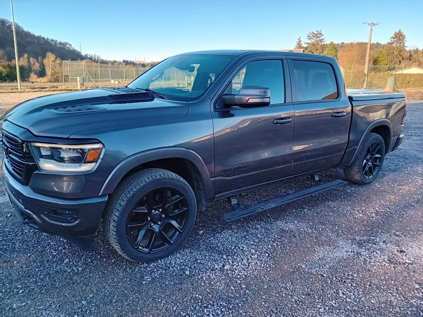 Dodge RAM laramie Black édition full option Brons - 1