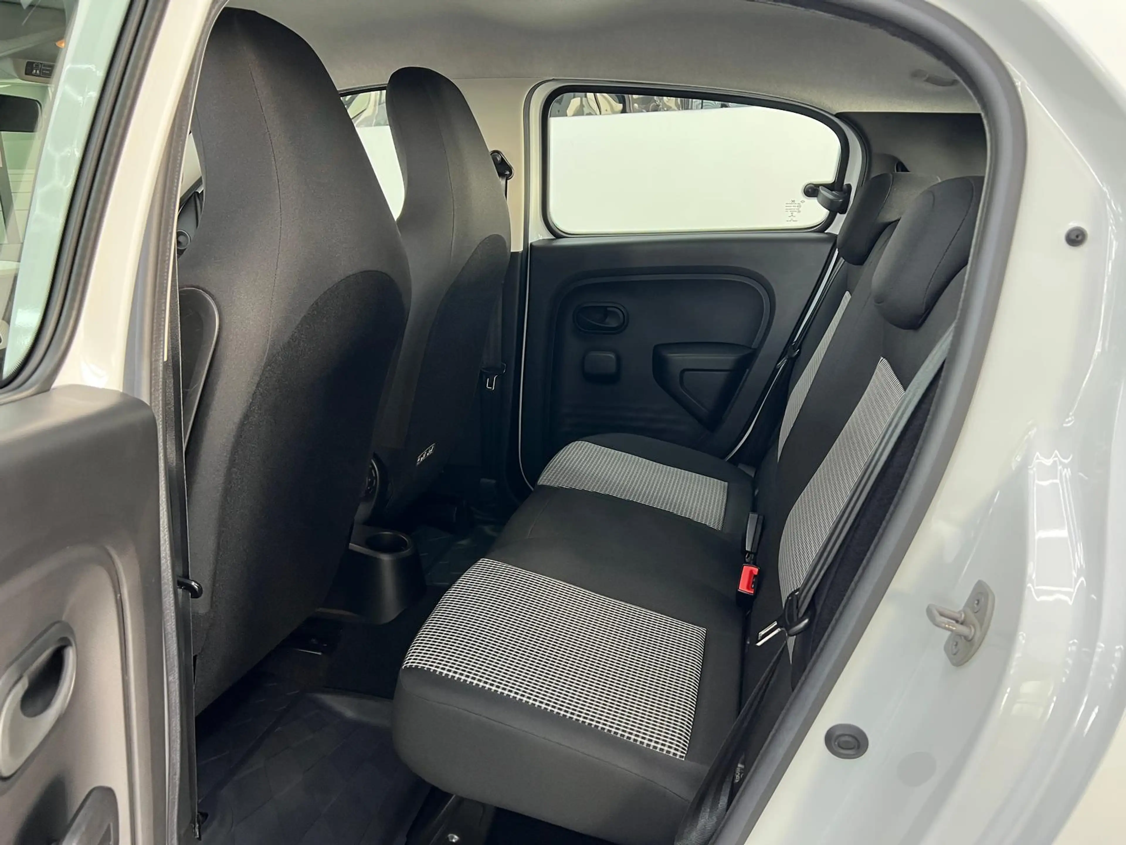 Renault Twingo 1.0 SCe Life , 1. Hand, Scheckhft — photo 14