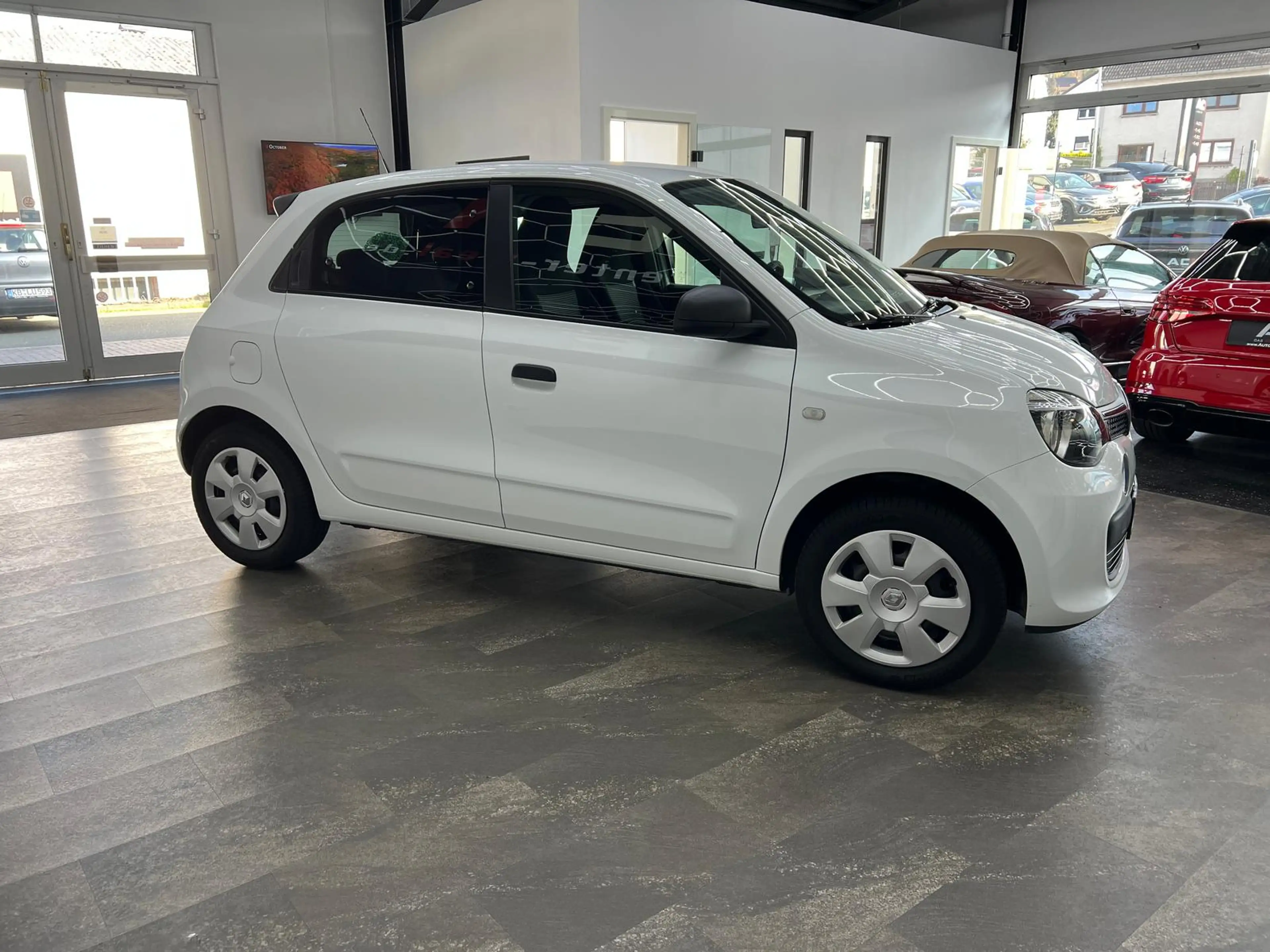 Renault Twingo 1.0 SCe Life , 1. Hand, Scheckhft — photo 9