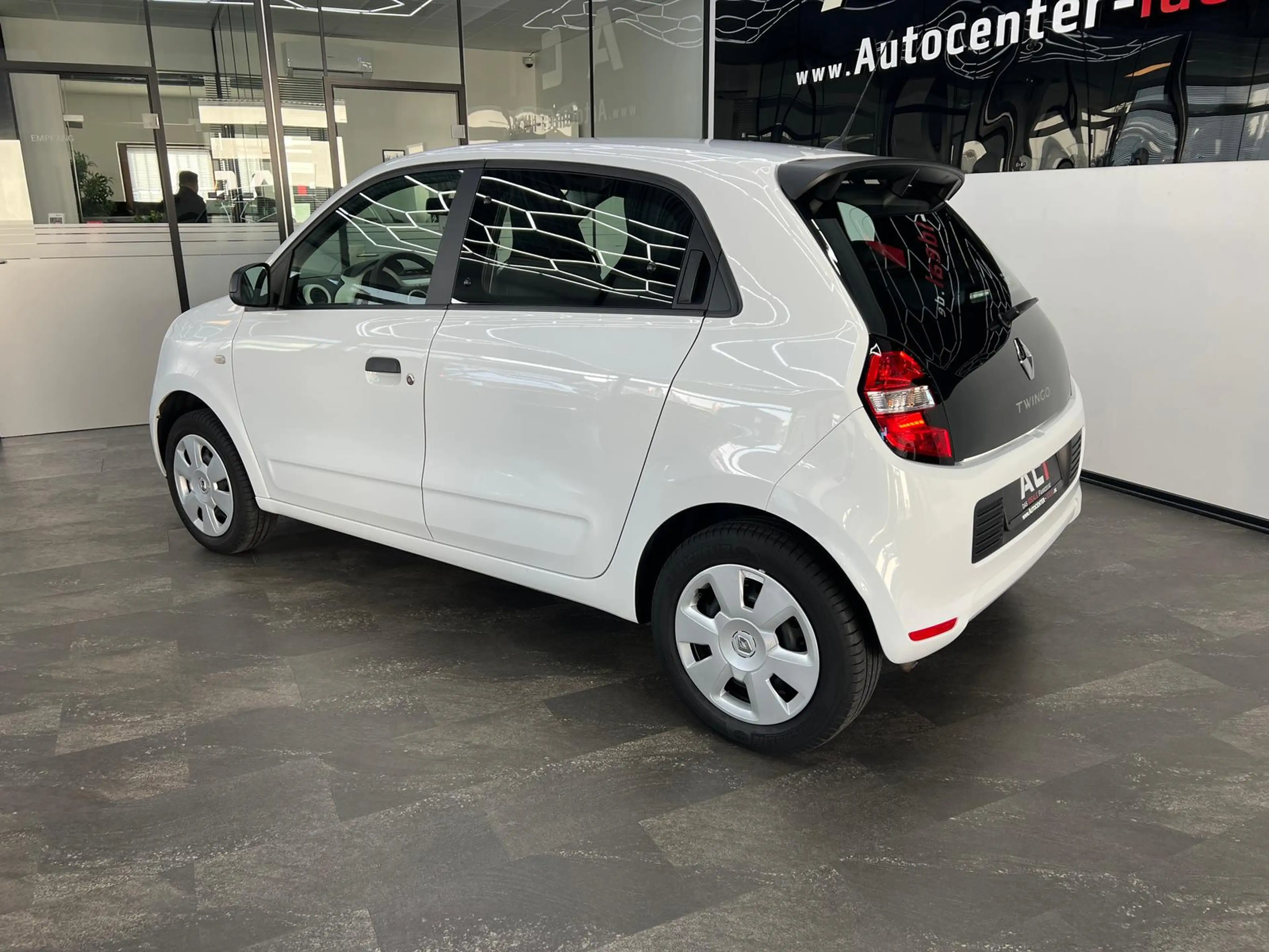 Renault Twingo 1.0 SCe Life , 1. Hand, Scheckhft — photo 5