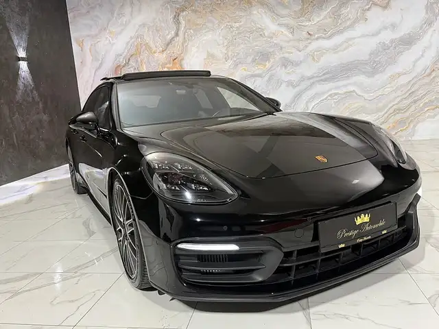 Porsche Panamera view 5