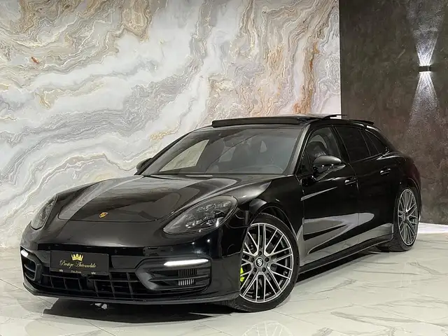 Porsche Panamera view 6