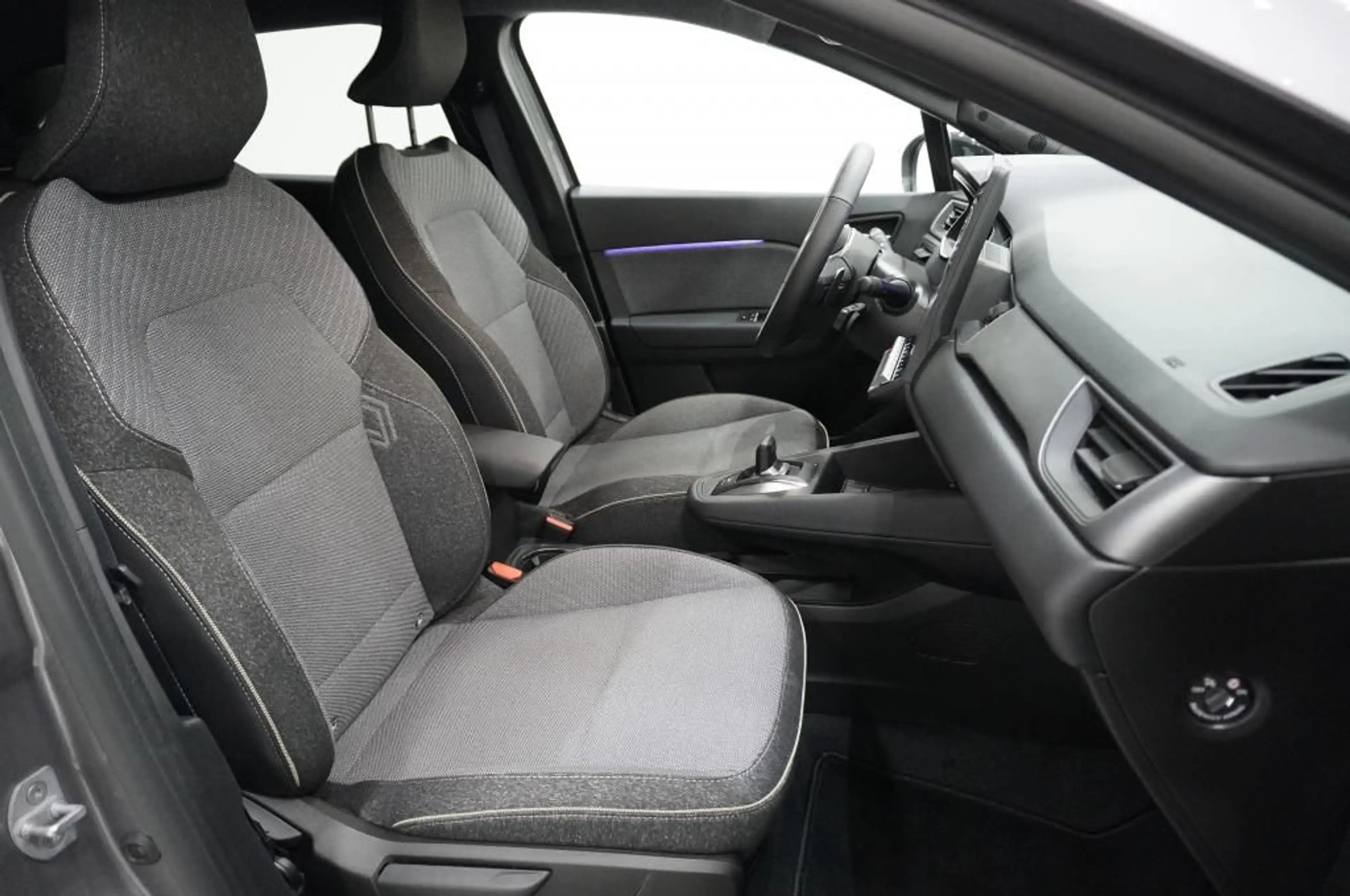 Renault Symbioz 1.4 TCE 141 EDC TECHNO — photo 5