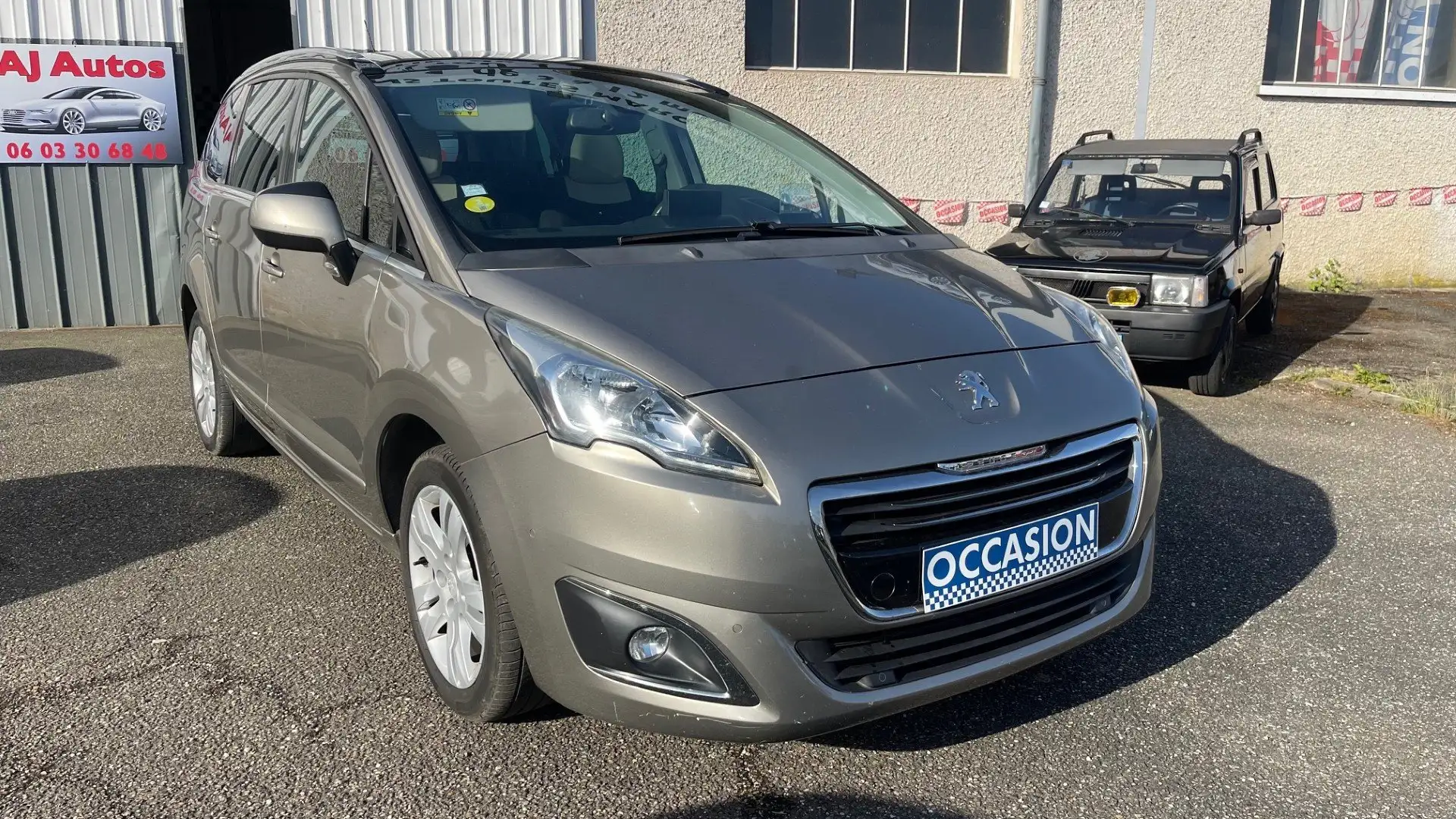 Peugeot 5008 5008 1.6 HDi 115ch FAP BVM6 Style 7pl Beige - 2