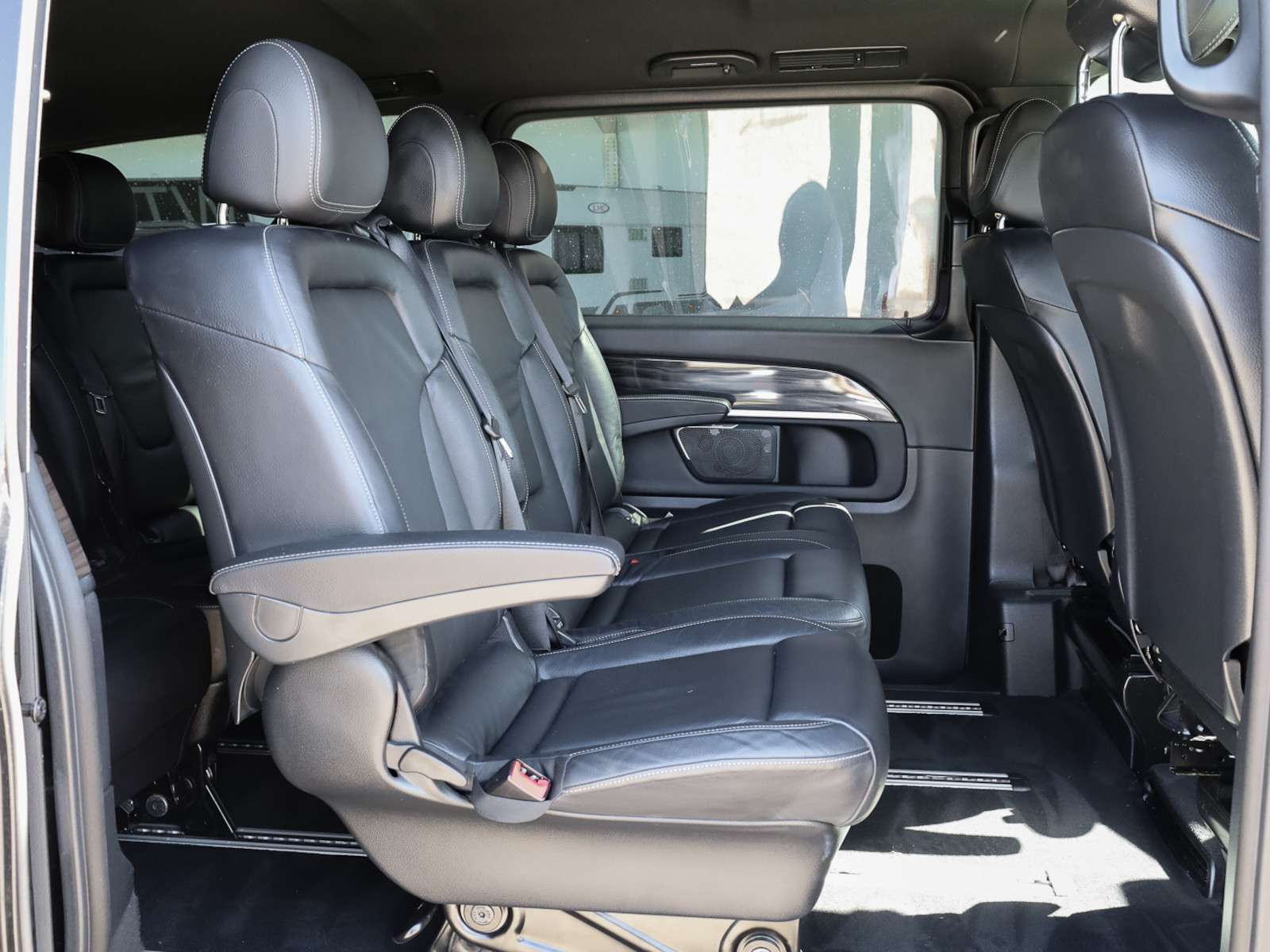 Mercedes-Benz EQV 300