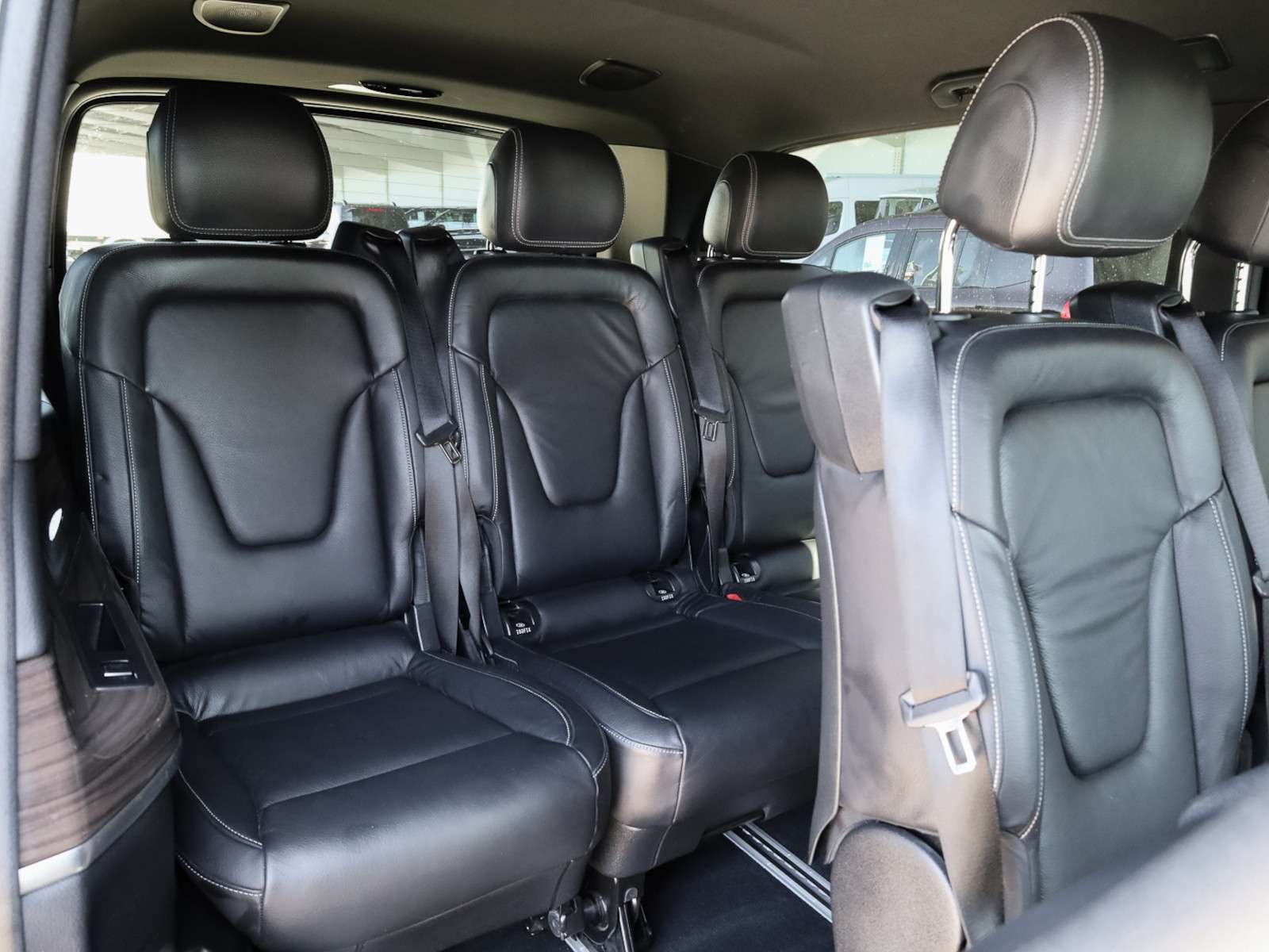 Mercedes-Benz EQV 300