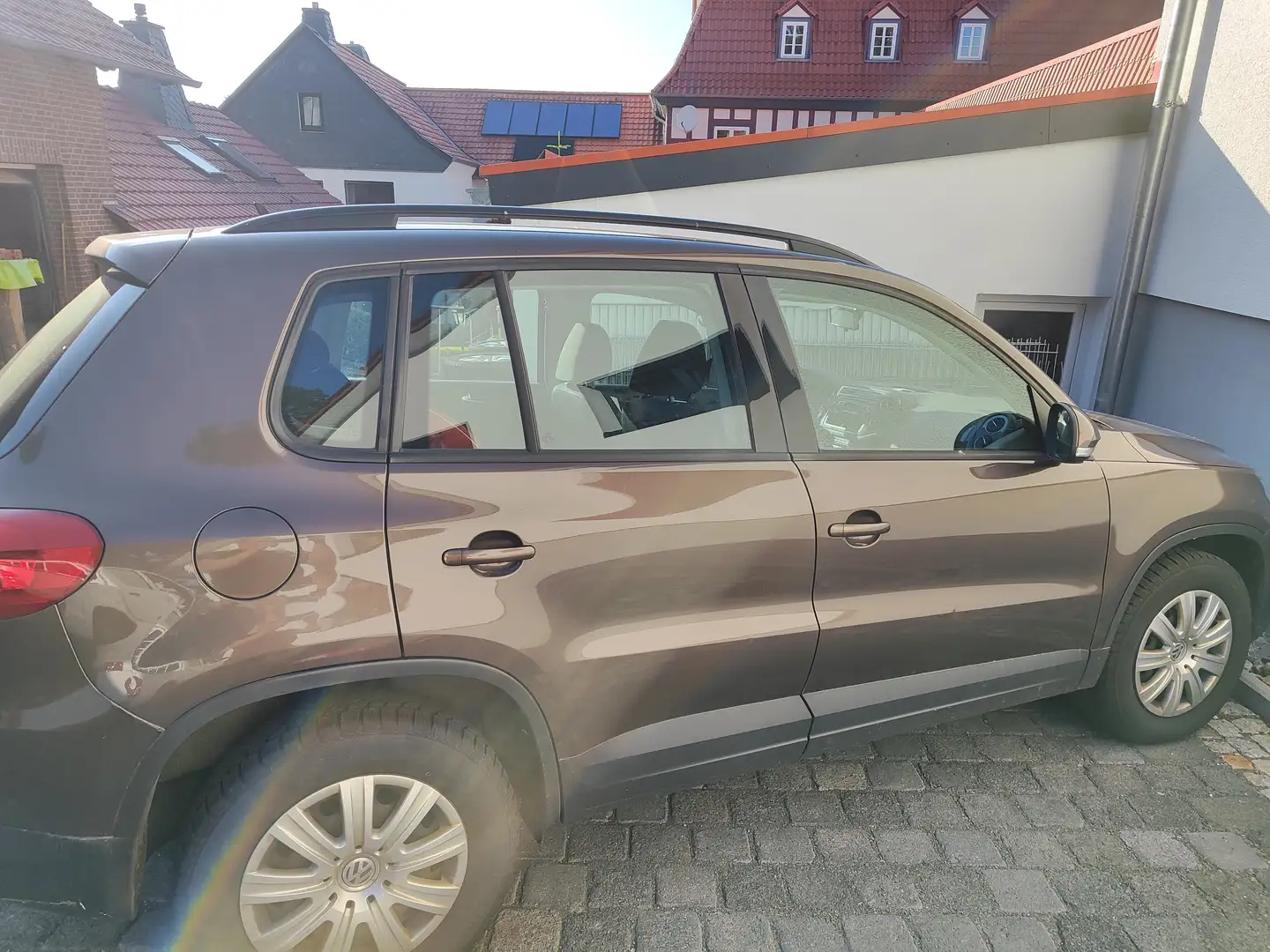 Volkswagen Tiguan Tiguan Diesel 2.0 TDI DPF BlueMotion Technology Tr Braun - 1