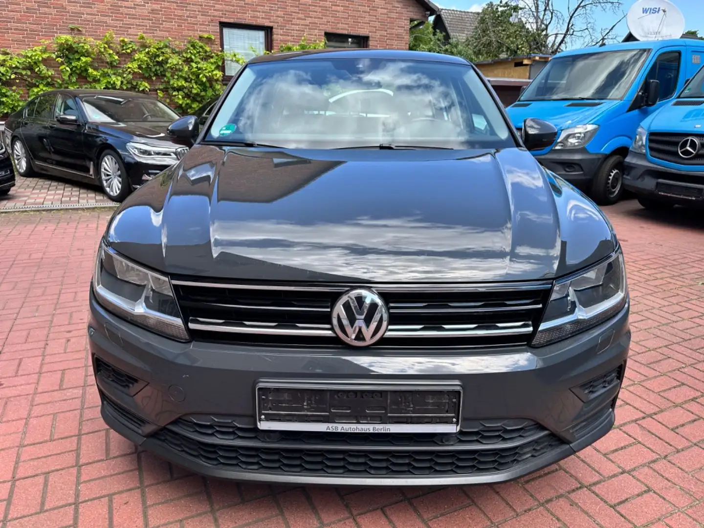 Volkswagen Tiguan Trendline 1.4i KLIMA+PDC+SITZH Grau - 2