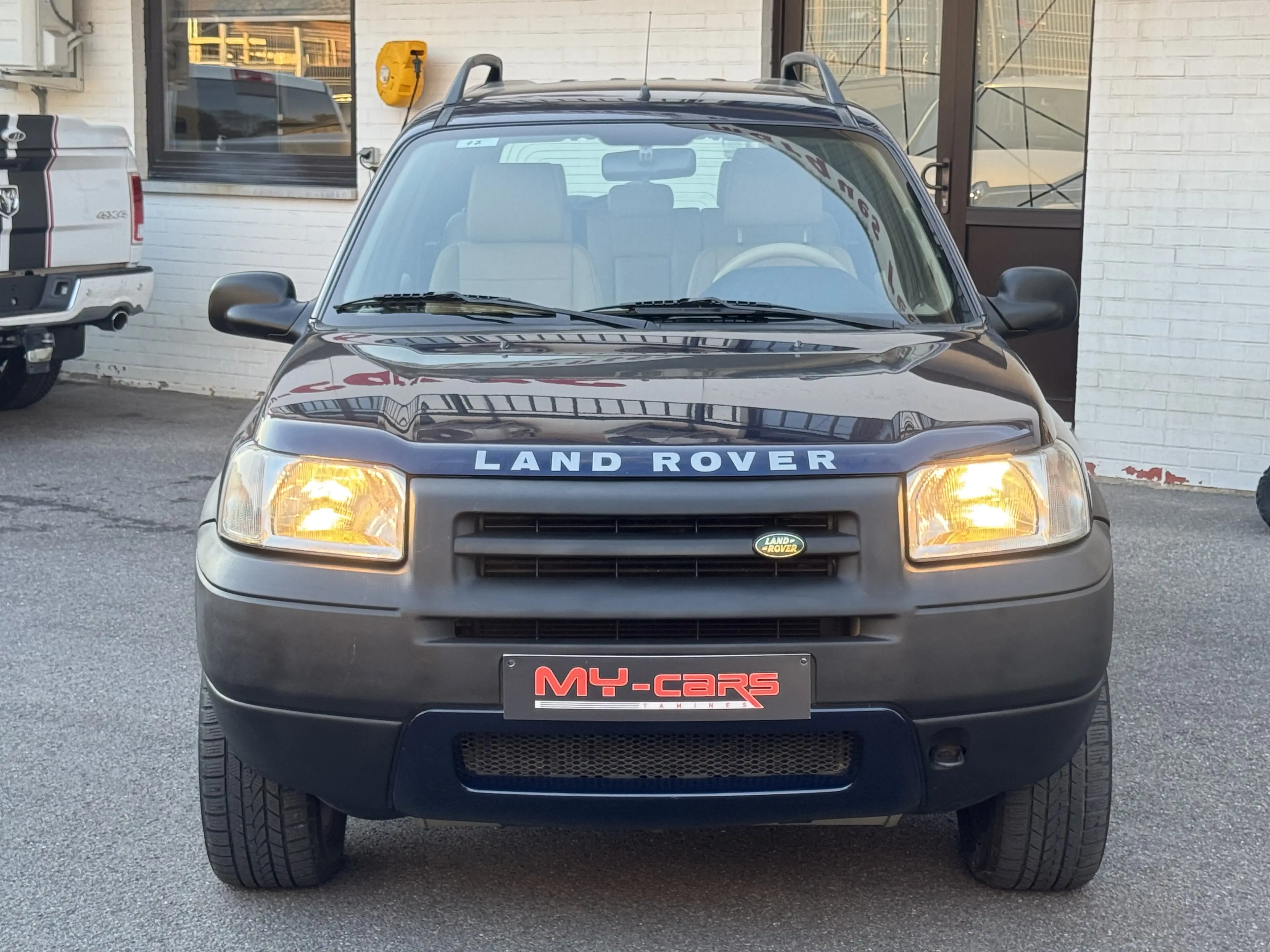 Land Rover Freelander 2.0 TURBO D4 HSE CUIR JA FULL OPTION ETAT NEUVE — photo 3