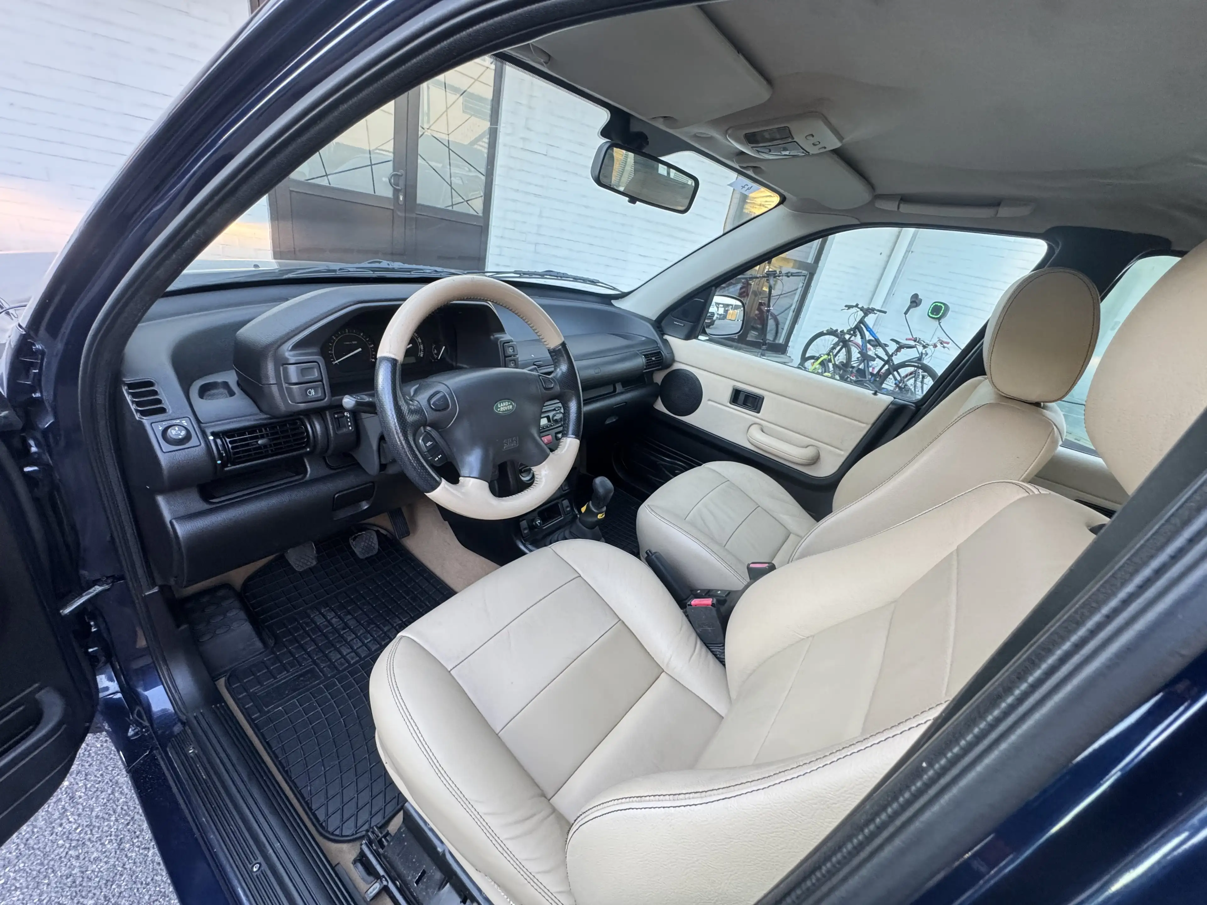 Land Rover Freelander 2.0 TURBO D4 HSE CUIR JA FULL OPTION ETAT NEUVE — photo 15