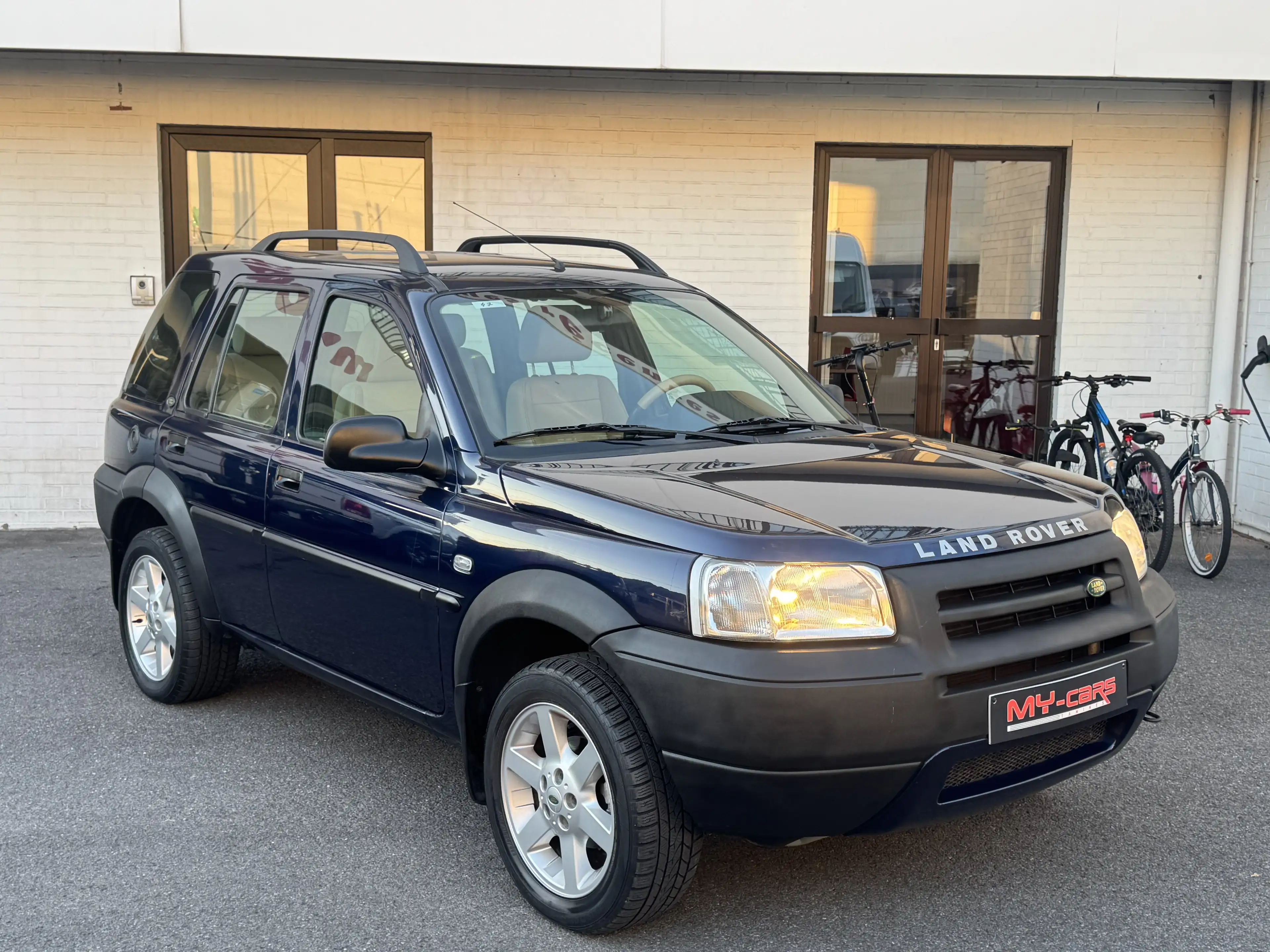 Land Rover Freelander 2.0 TURBO D4 HSE CUIR JA FULL OPTION ETAT NEUVE — photo 2