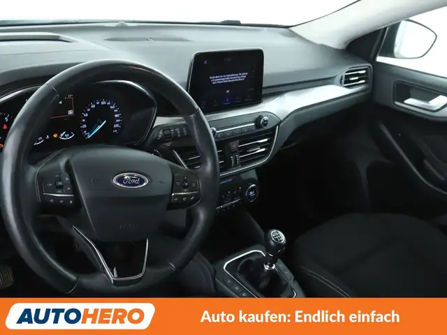 Ford Focus view 11