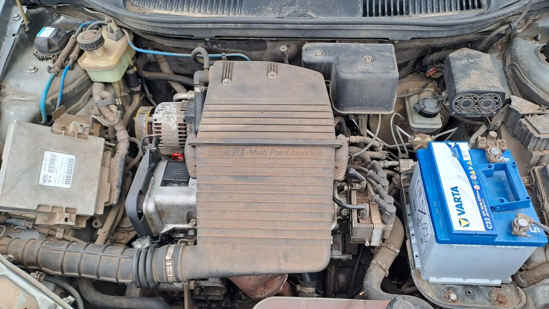 Fiat Punto 75 cat 5 porte ELX Gris - 2