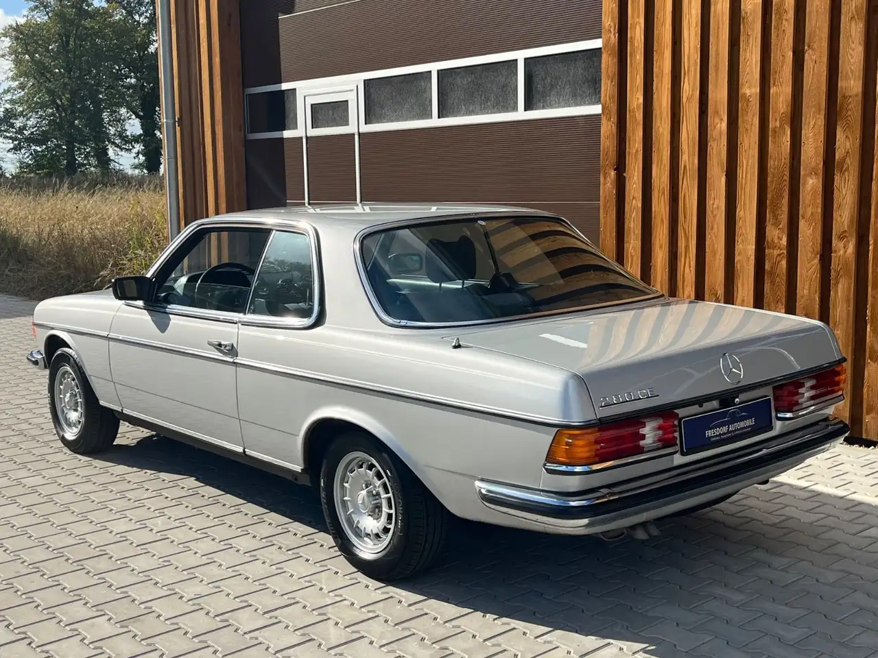 Mercedes-Benz 280 CE 123er Coupe, Automatik, nur 139.000 Km, foto 3