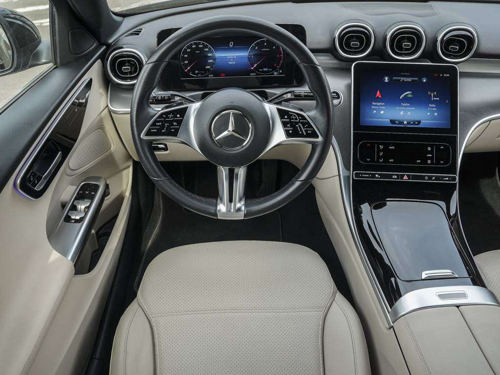 Mercedes-Benz C 220