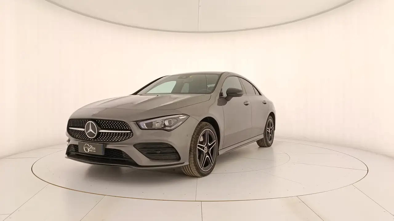 Mercedes-Benz CLA 250