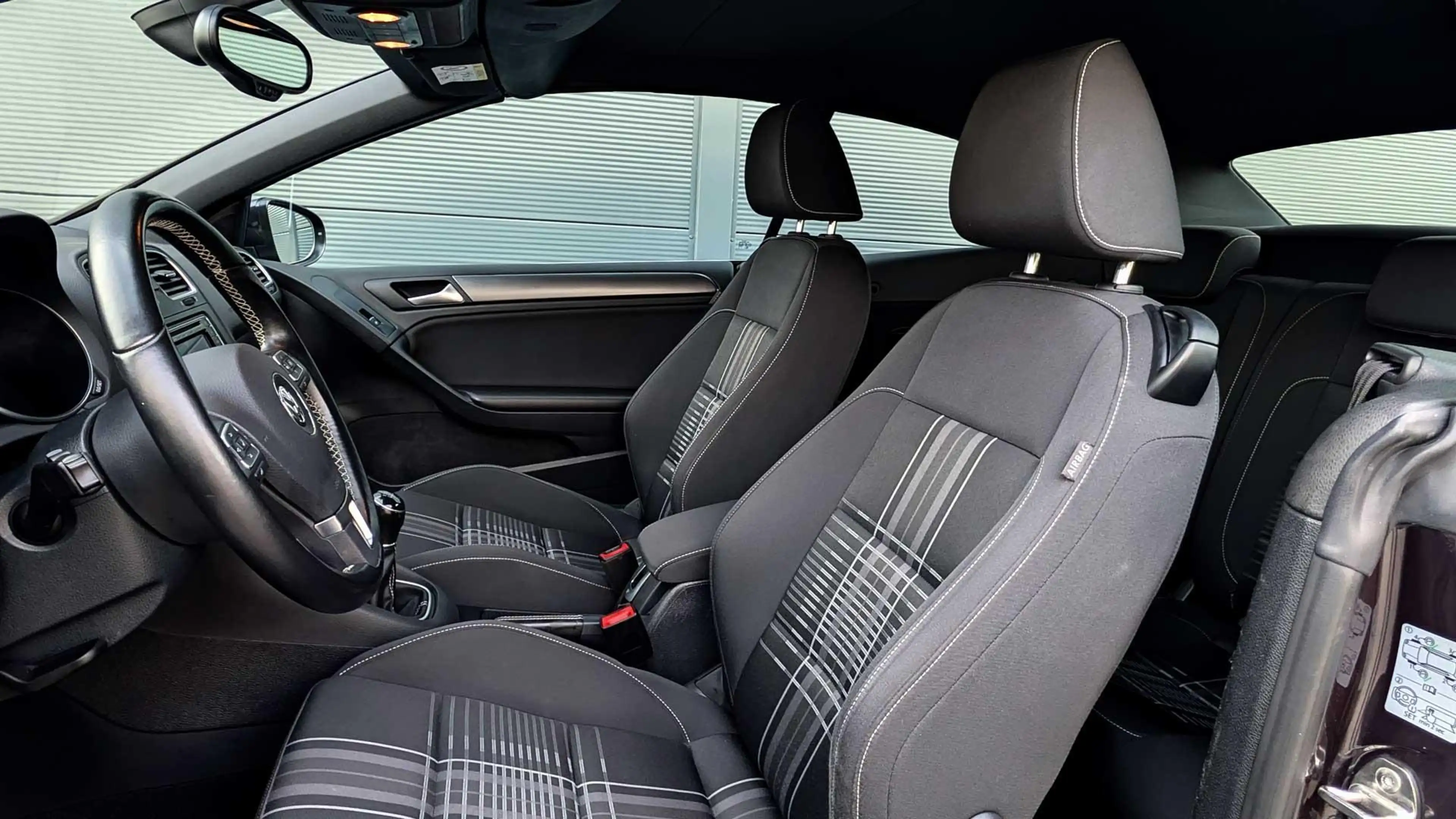 Volkswagen Golf Cabriolet 1.4 TSI 125pk Lounge | Navigatie | App Connect | S — photo 4