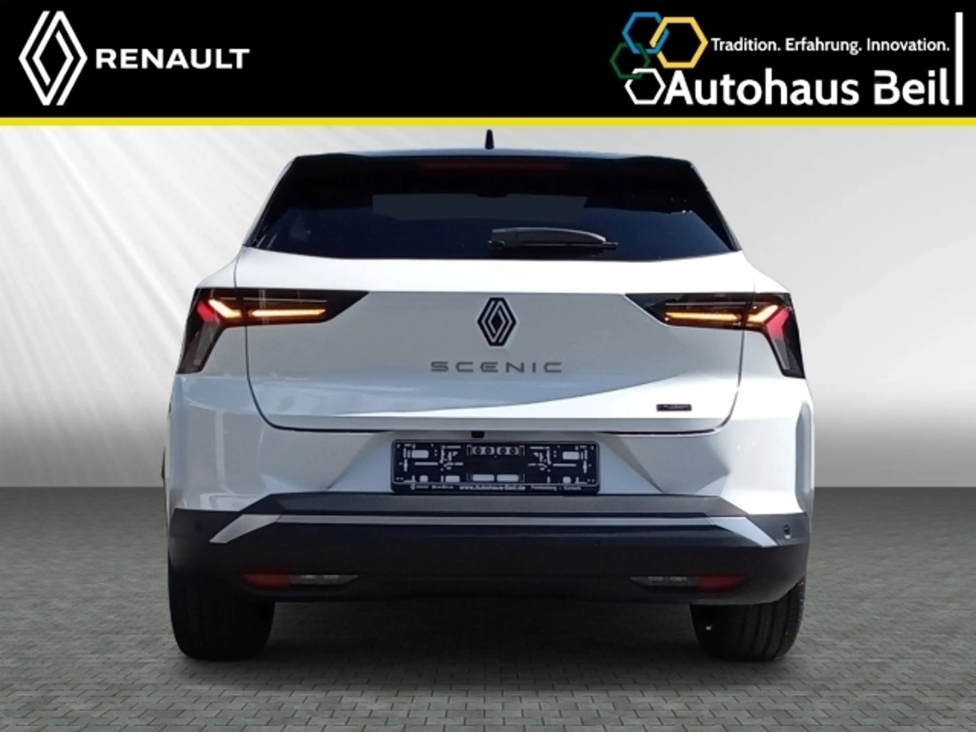 Renault Scenic Iconic 220 Long Range — photo 2