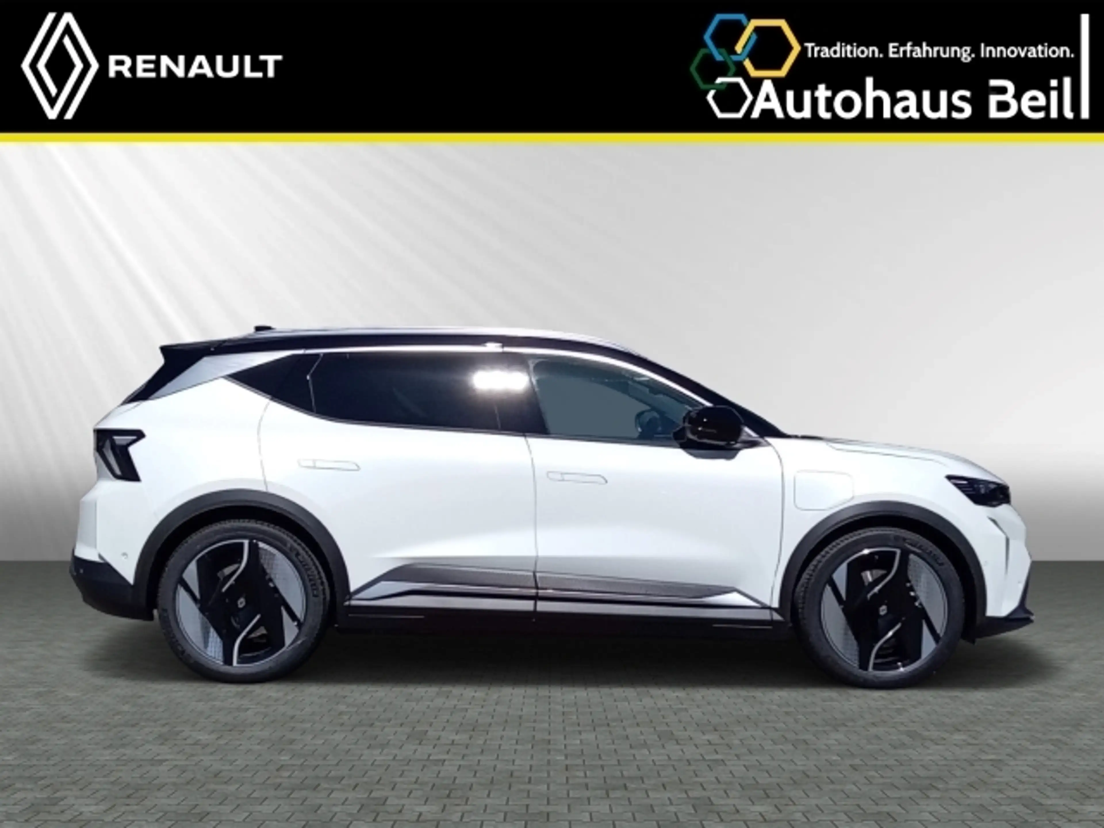 Renault Scenic Iconic 220 Long Range — photo 5