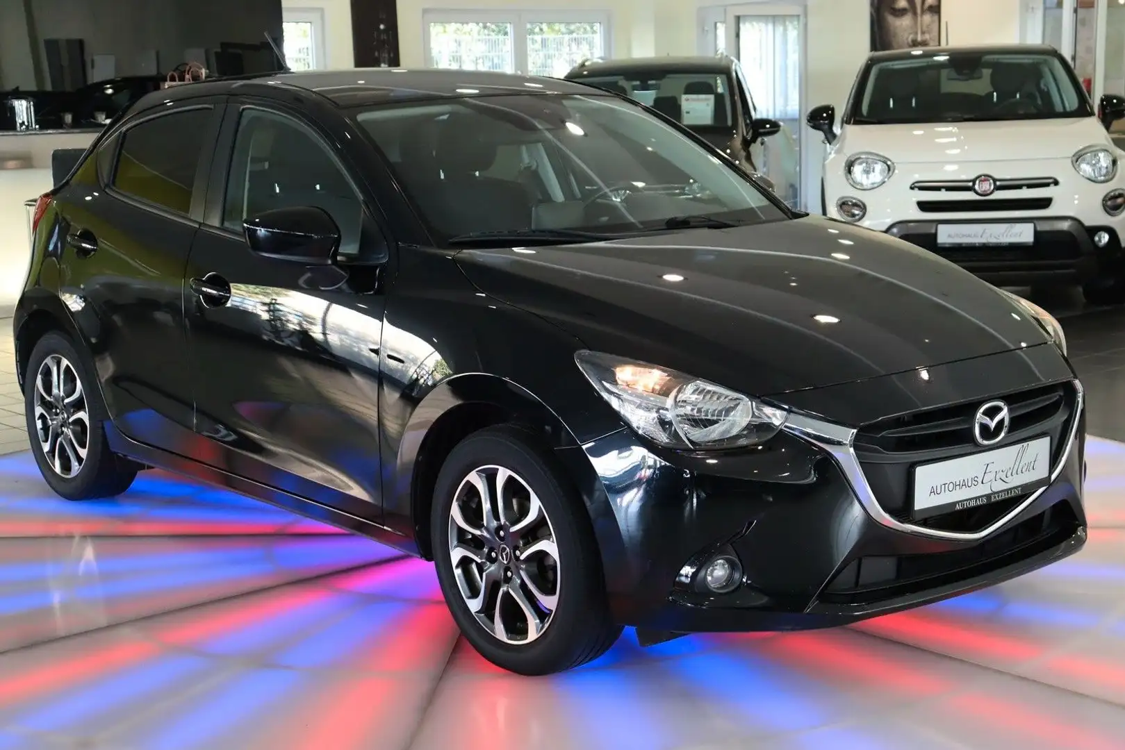 Mazda 2 Lim. Nakama*KLIMAAUT*SHZ*ALU*MFL*TEMPOMAT* Schwarz - 2