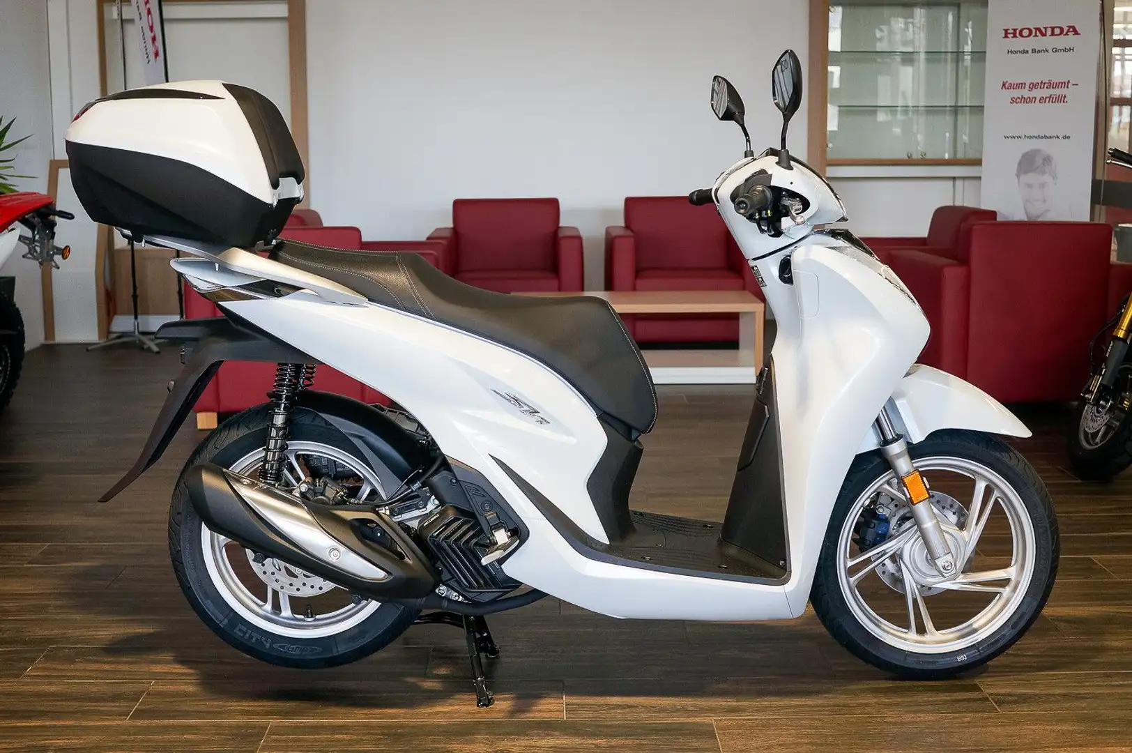 Honda SH 125i mit Topcase -SOFORT VERFÜGBAR- Bílá - 1