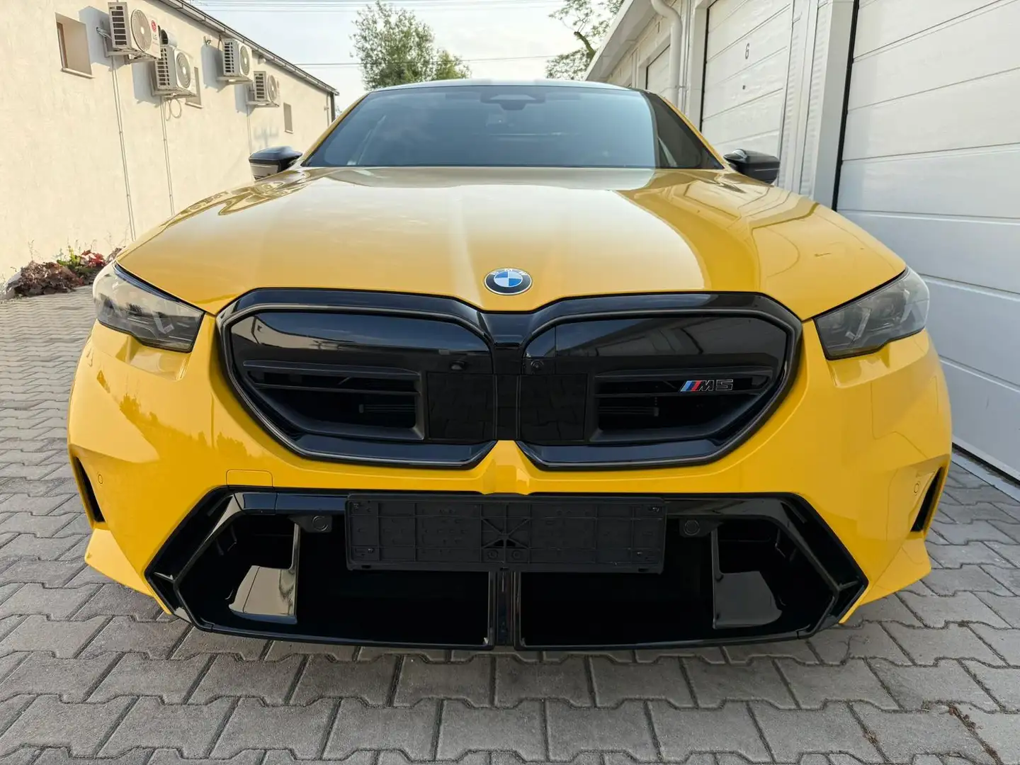 BMW M5 Lim. KERAMIK CARBON Ultimate VOLLAUSSTATTUNG! Amarillo - 2