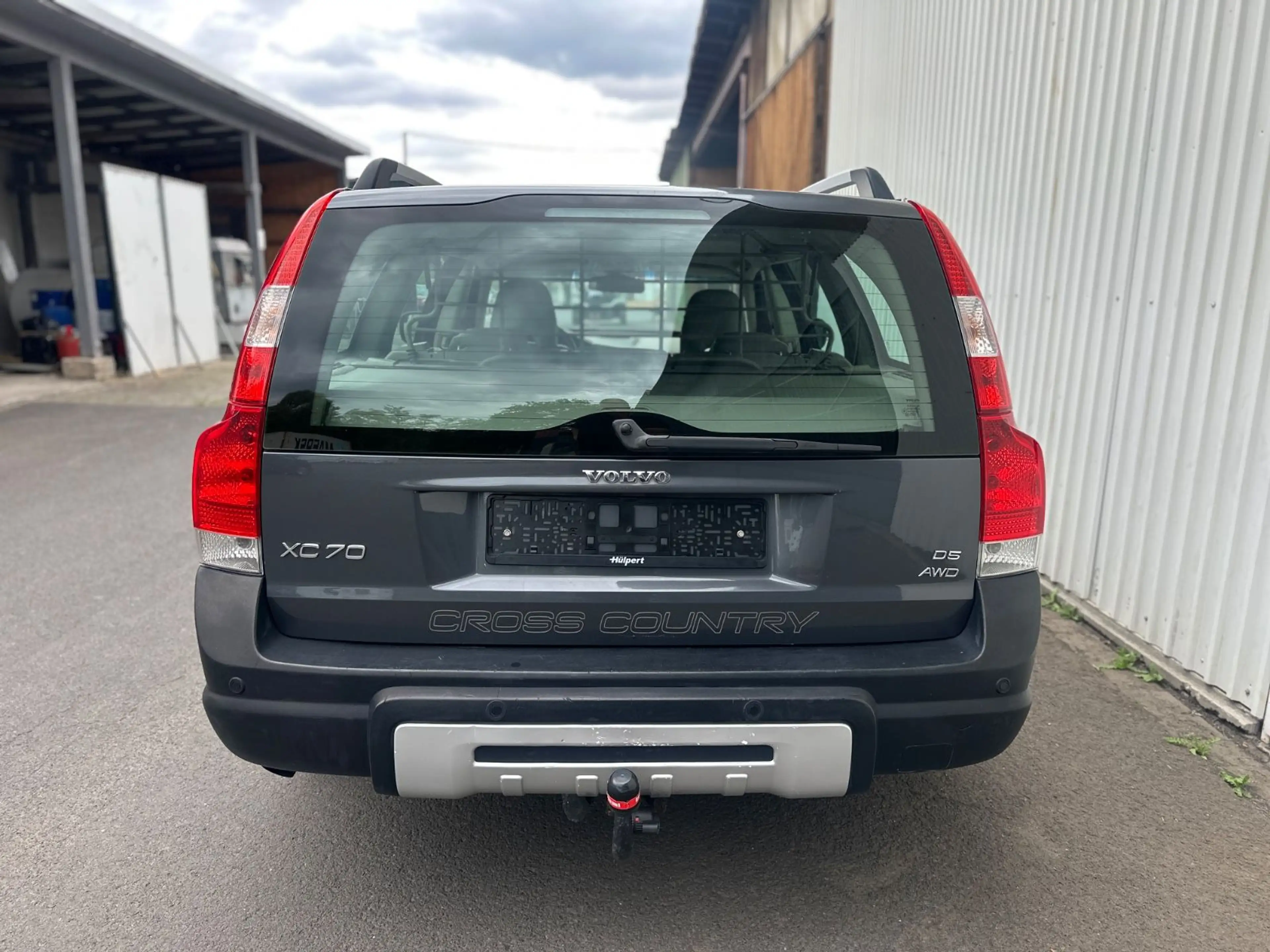 Volvo XC70 D5 AWD AHK,Leder — photo 4